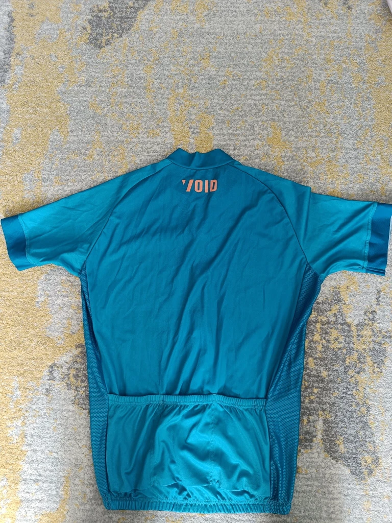 2. Bluza ciclism