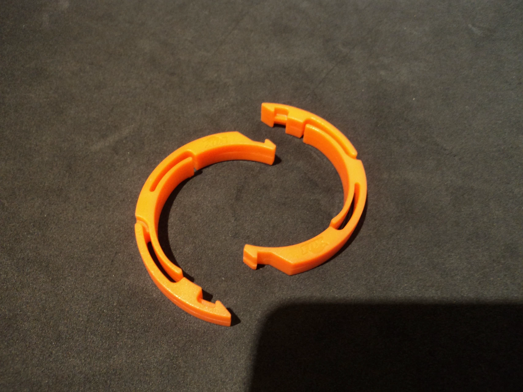 1. Fox FLOAT X2 Volume Spacer Token