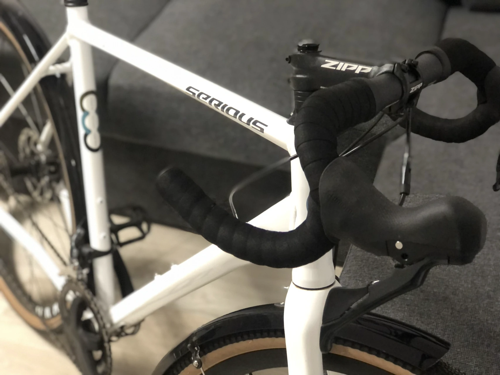 1. SERIOUS GRAVIX COMP Shimano Tiagra