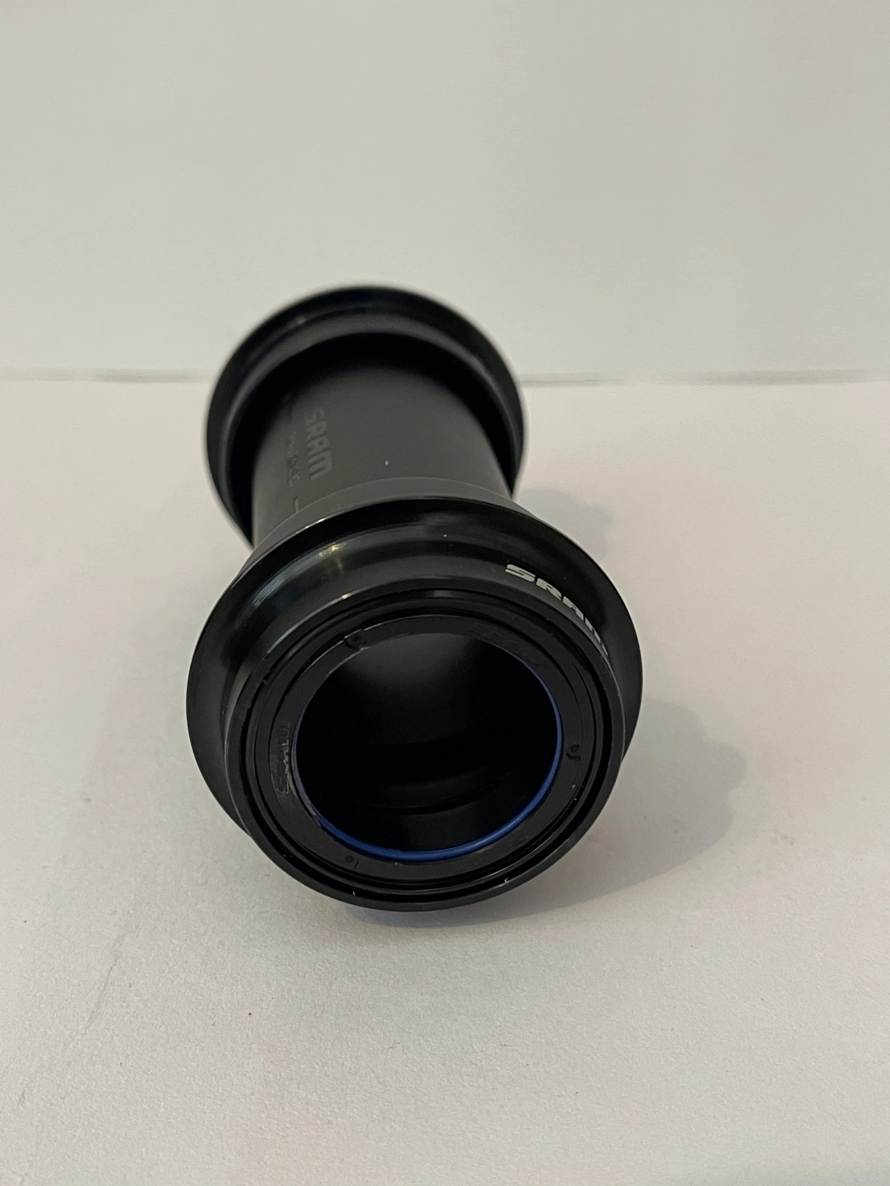 1. Monobloc Sram DUB 83 mm