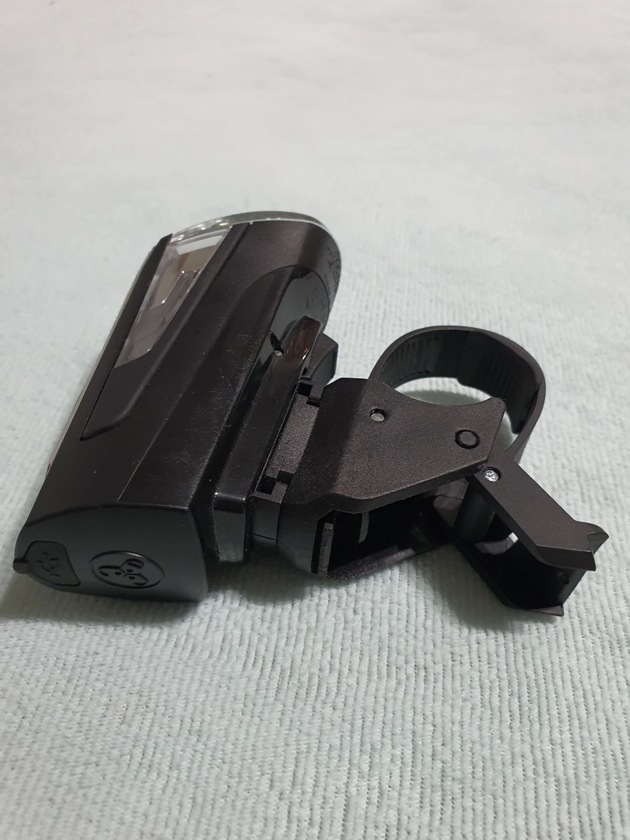 3. Far Trelock cu usb