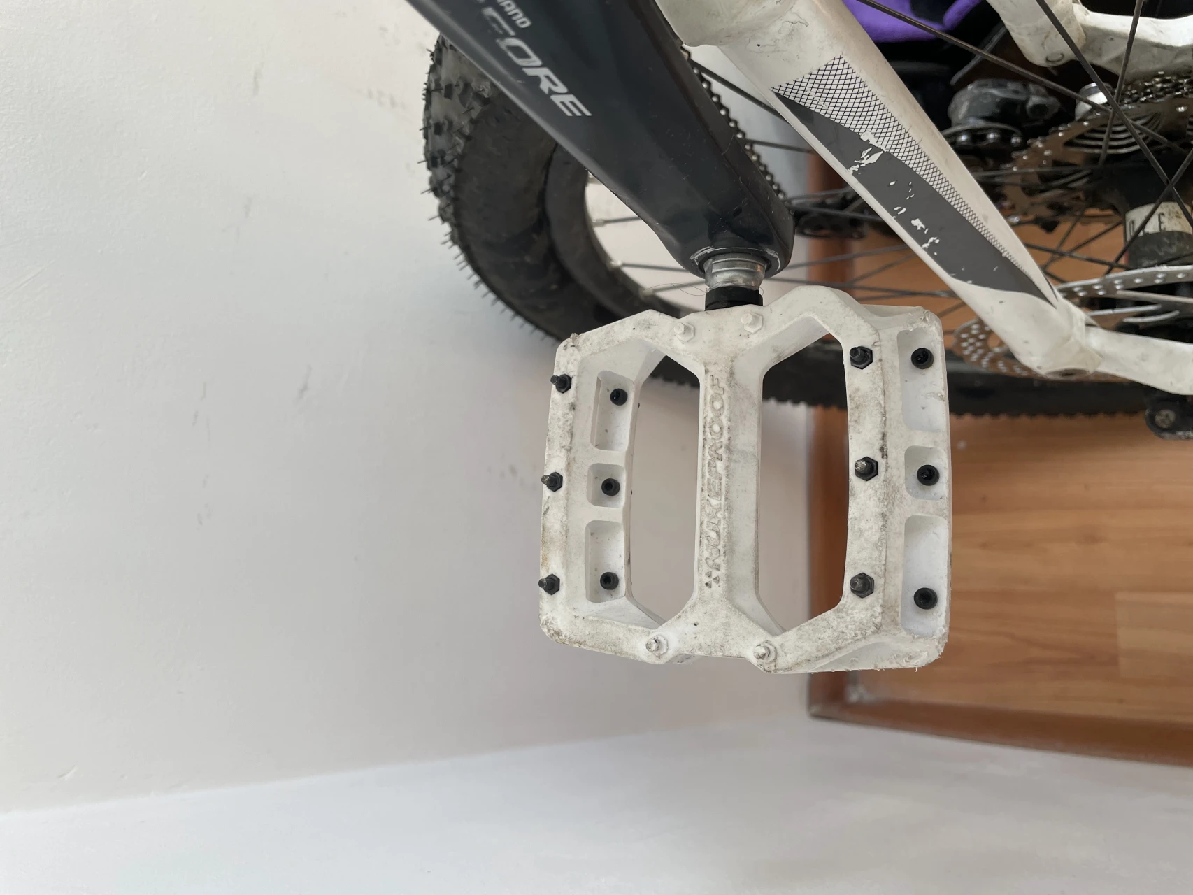 1. Mtb full suspension