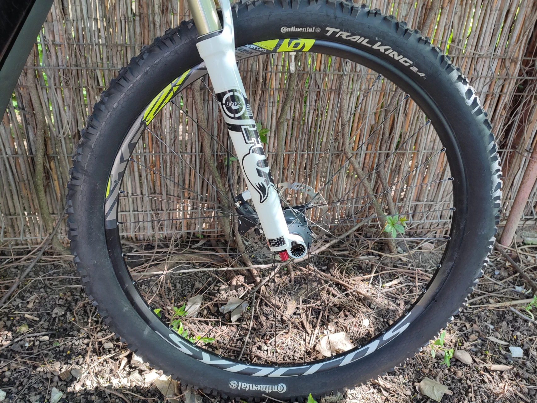 1. Vând MTB electric