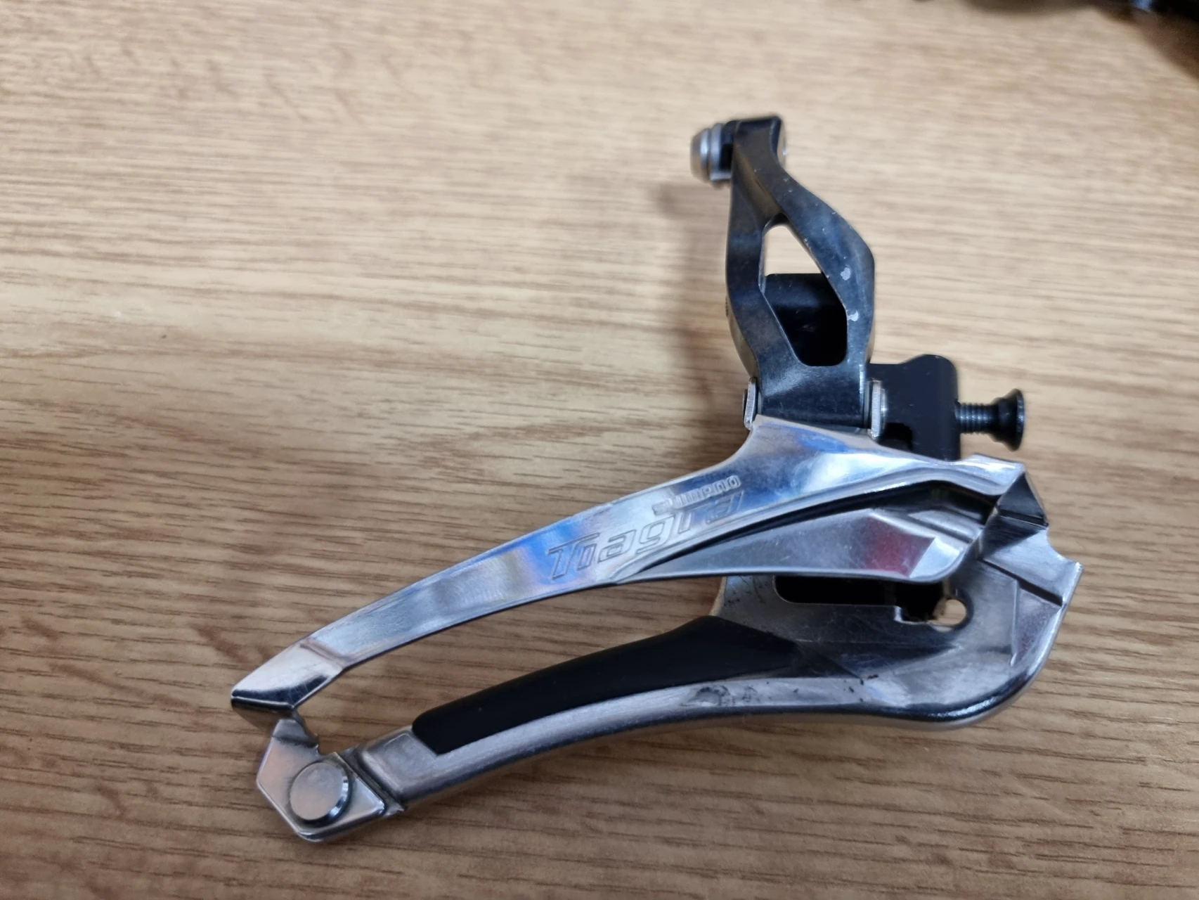 1. Grup Shimano Tiagra 4700
