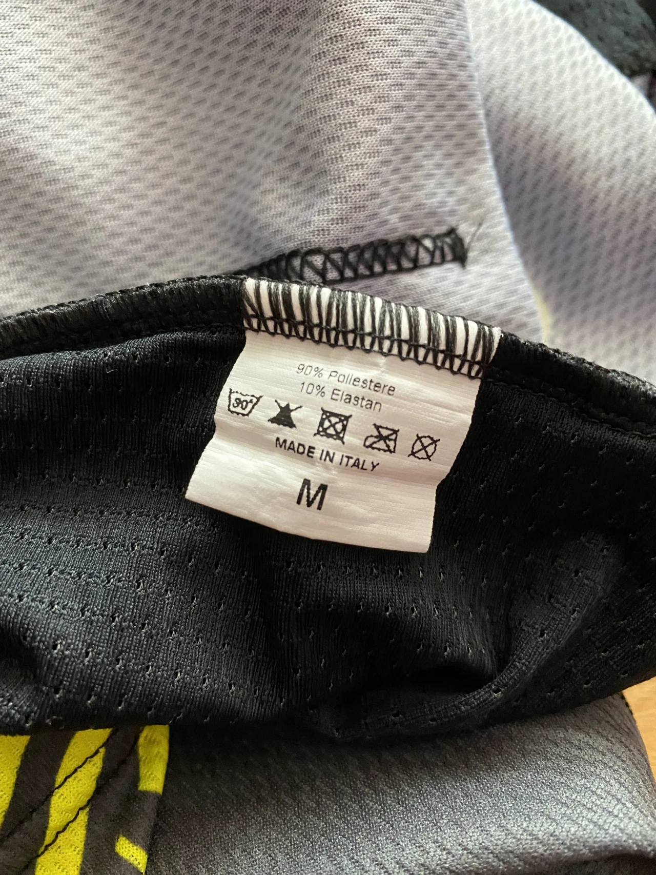 1. Tricou B.BIKE