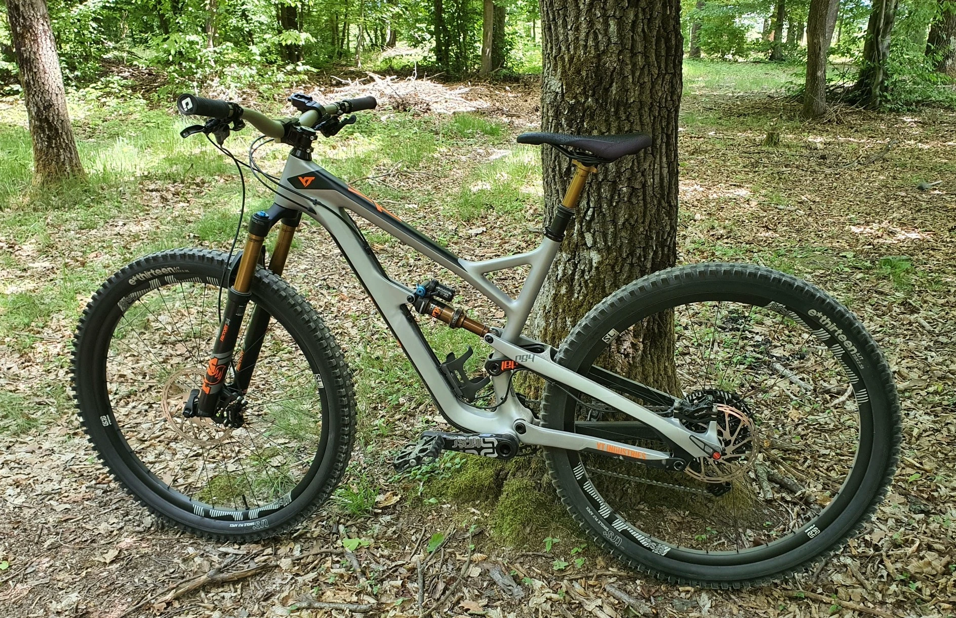 10. YT Jeffsy 29 CF Pro Race Bike, XTR, Fox Kashima, Full Carbon