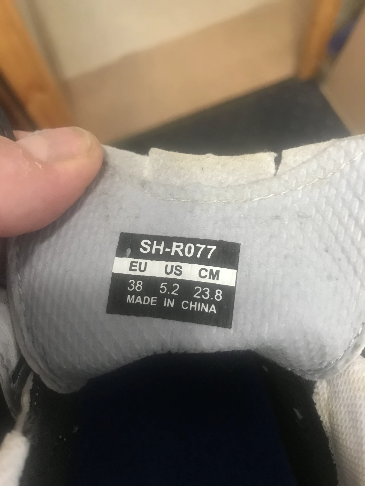 3. Pantofi Shimano SH-R077 nr 38, 23.8 cm