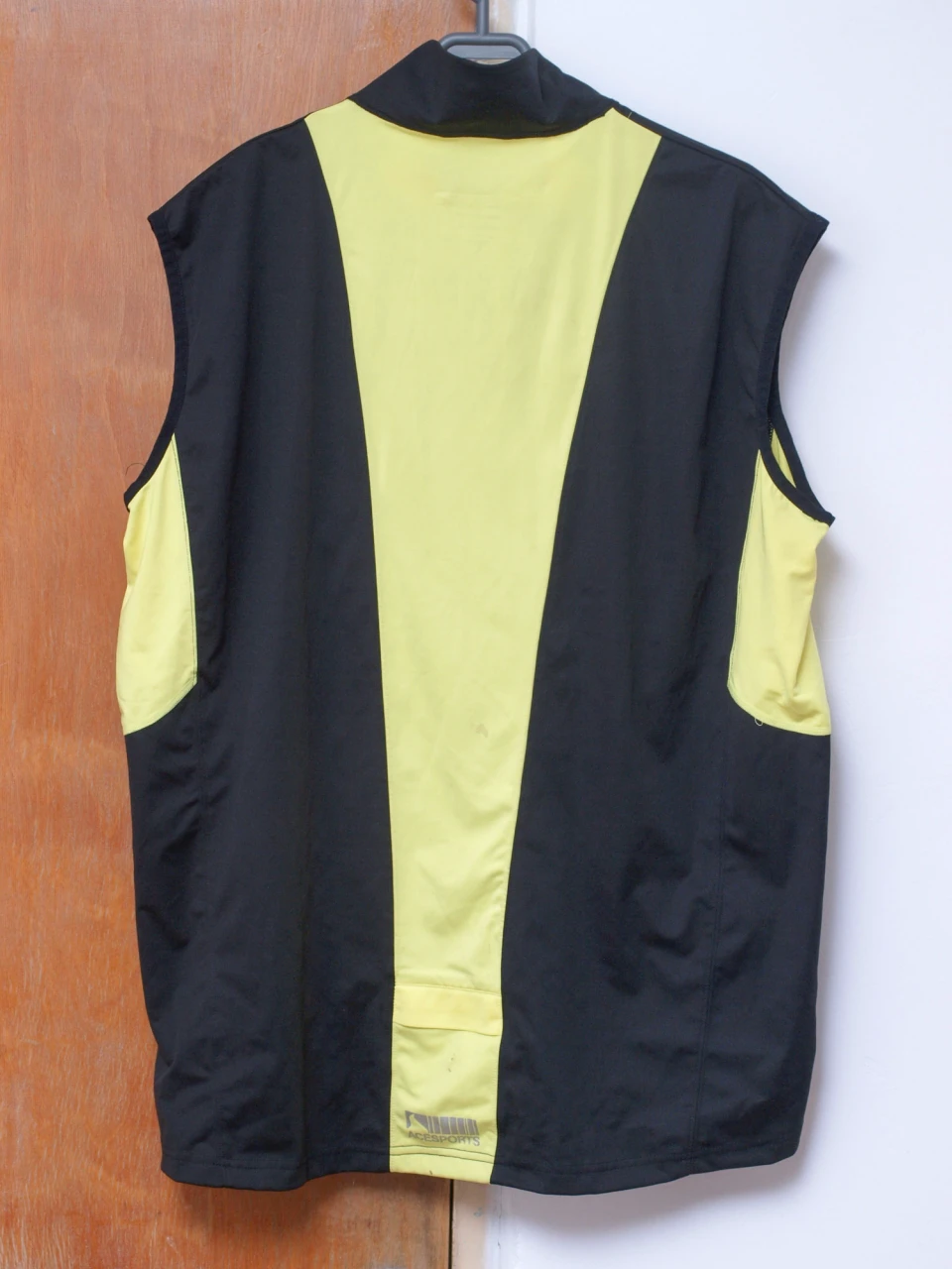 1. Vesta Windstopper Acesport XXL