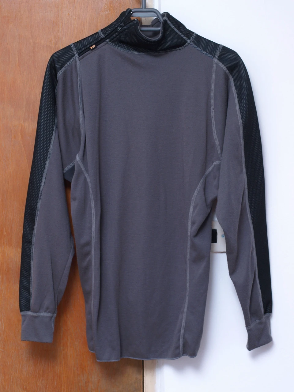 1. Bluza Windstopper Bikers S