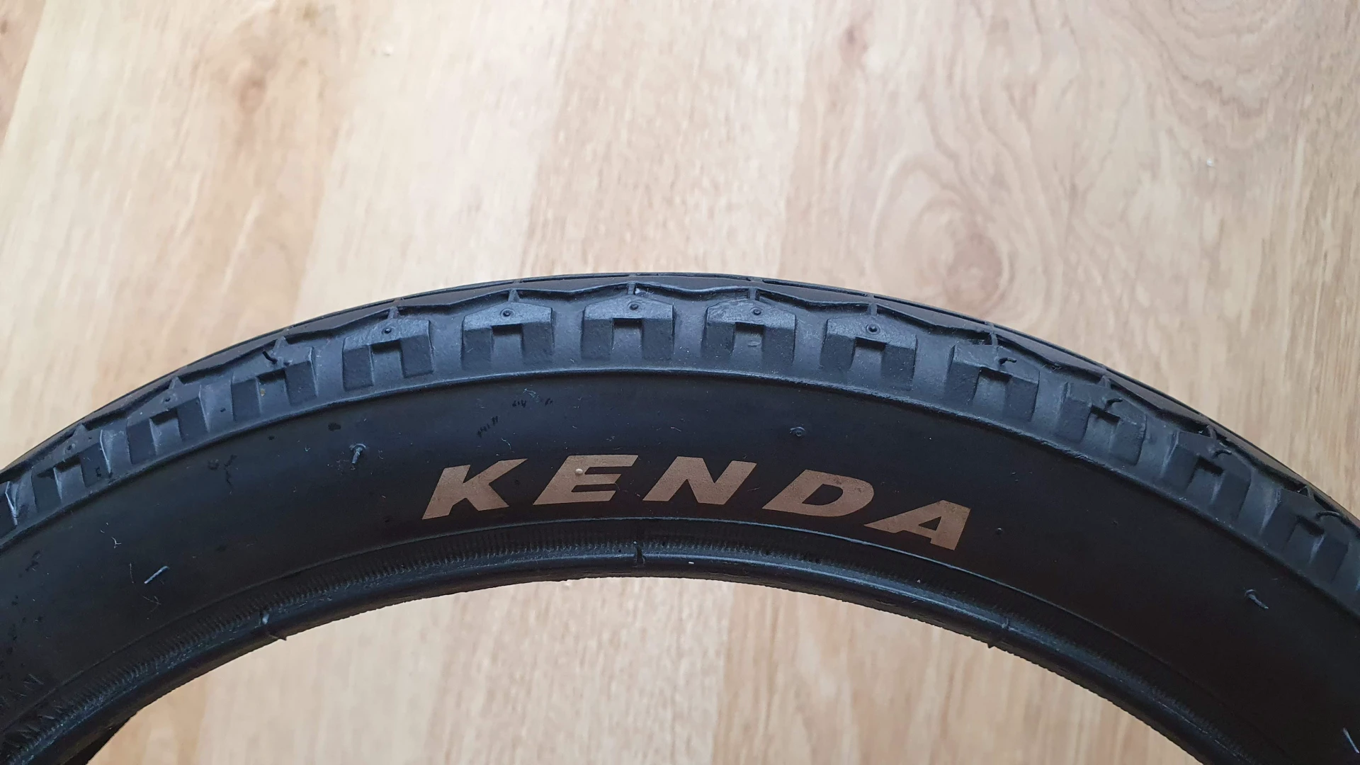 1. Anvelopa KENDA 16x1.75 (K123)