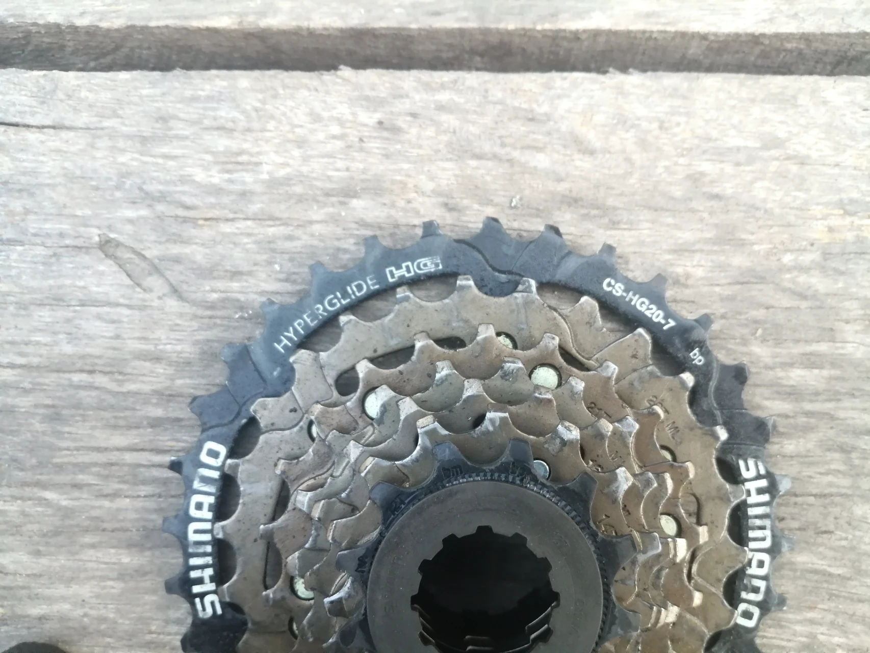 1. Caseta piniaone Shimano 7v. 12-32d.