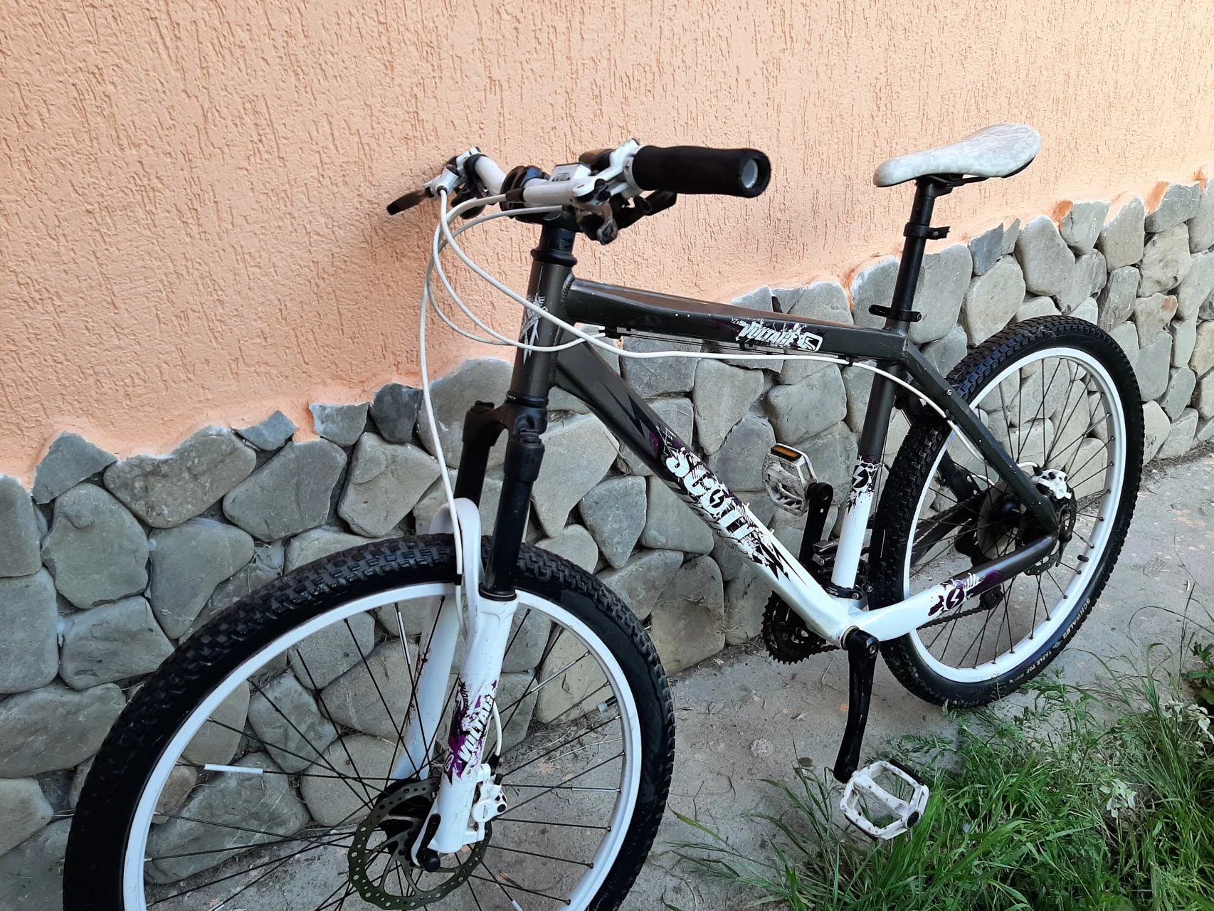 2. MTB Scott Voltage