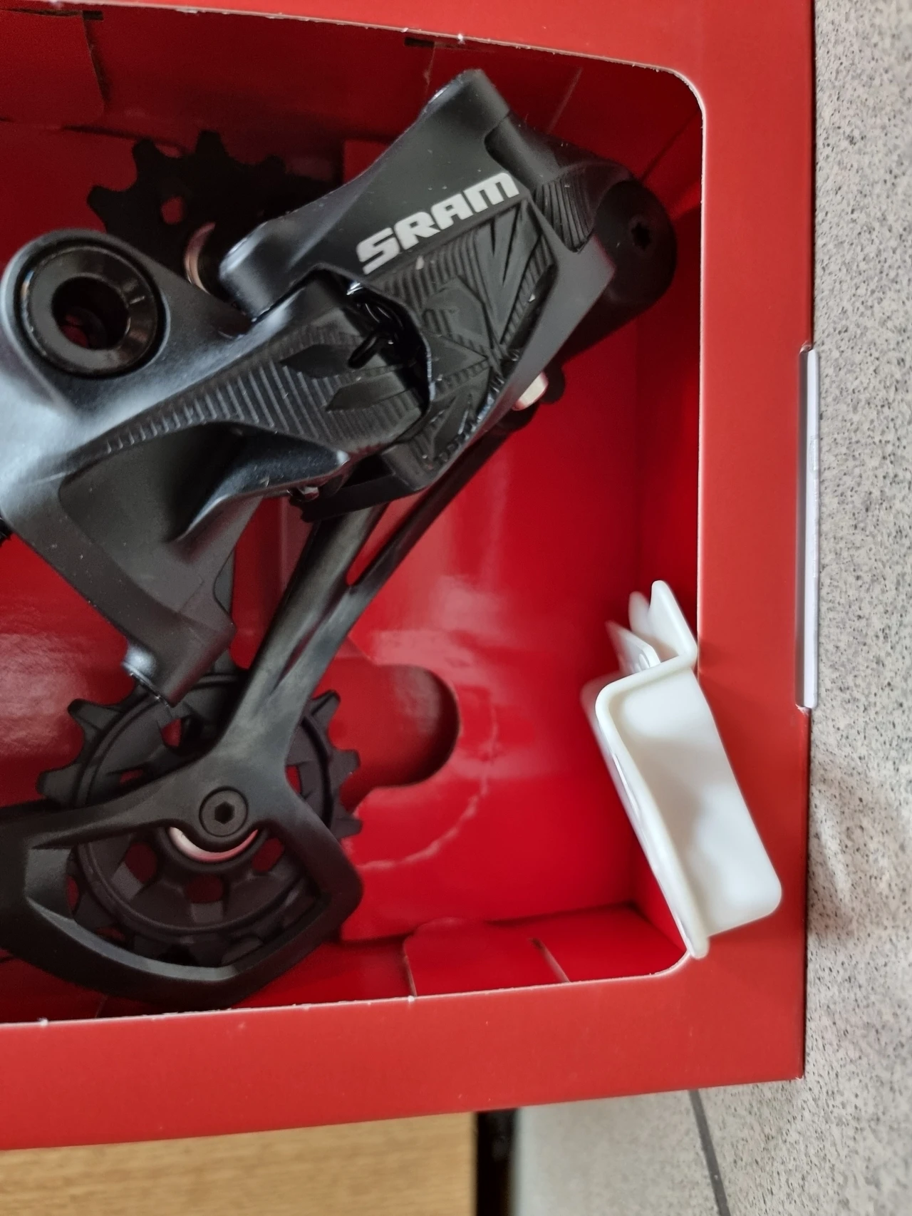 1. Schimbatoare Sram
