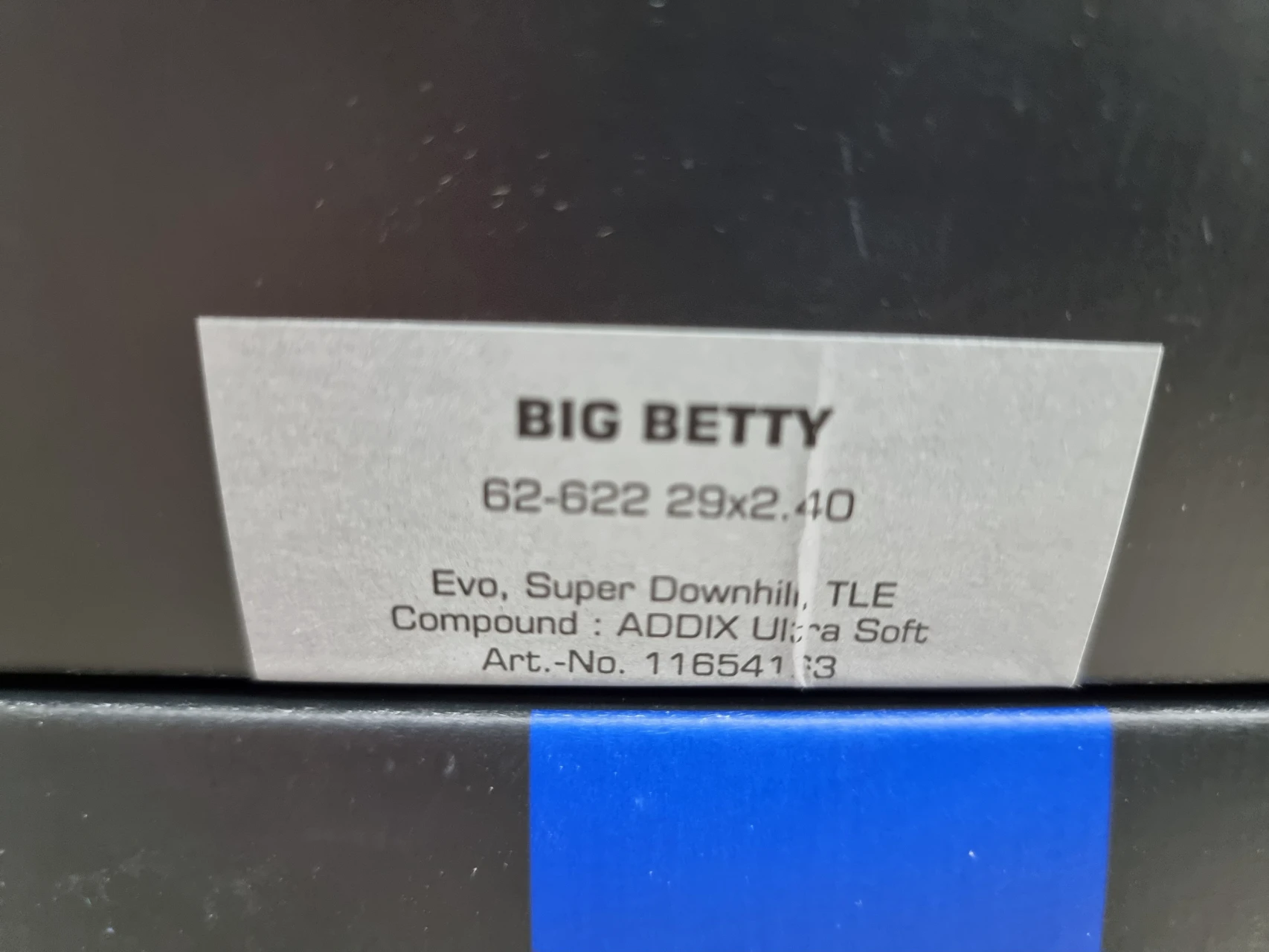 1. Anvelope Schwalbe Big Betty