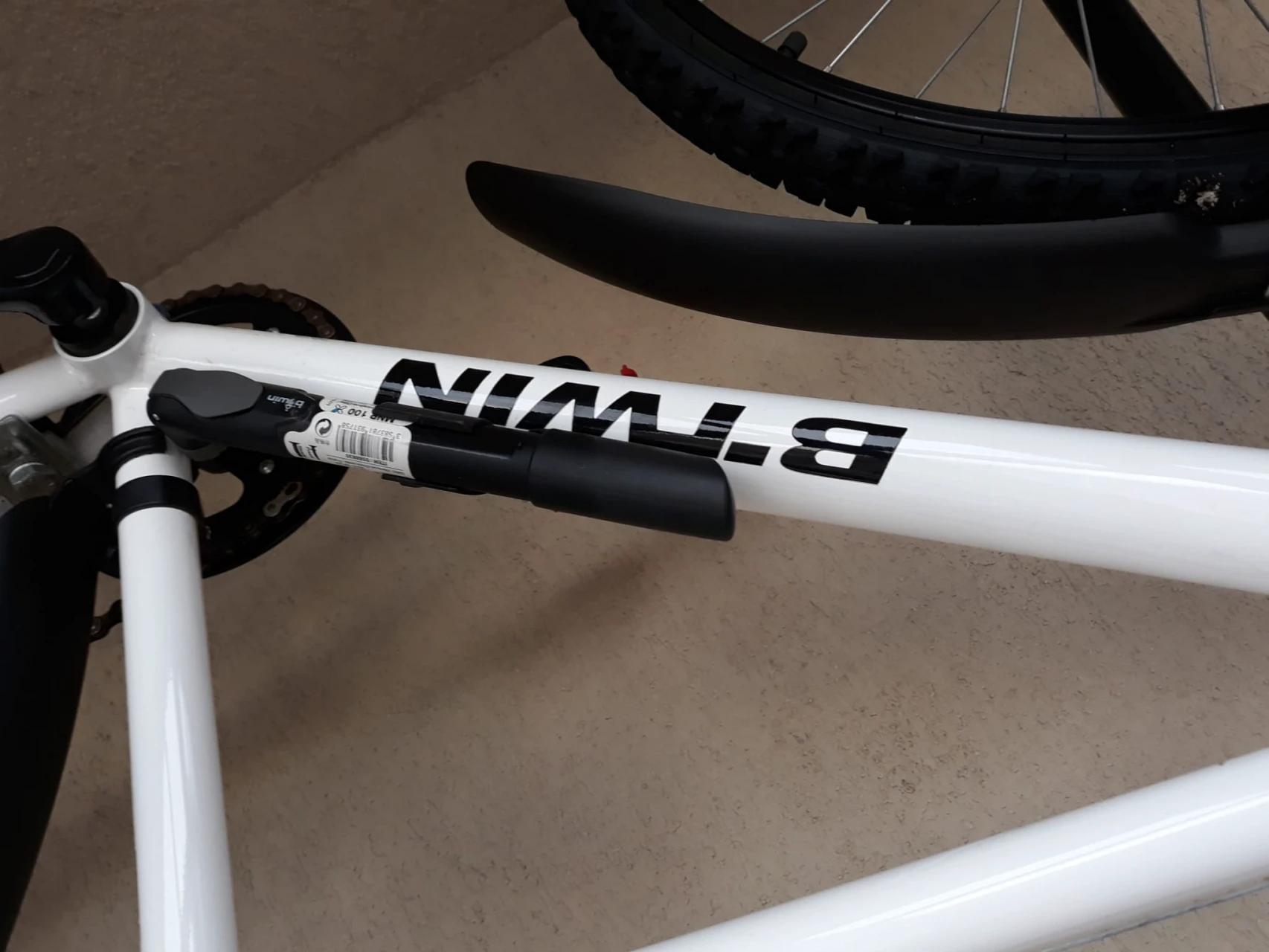 1. 2 Biciclete unisex