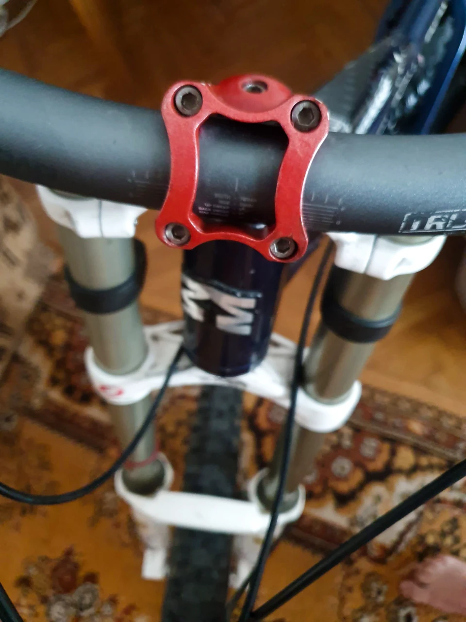1. Furca Downhill RockShox Boxxer 2013 26”