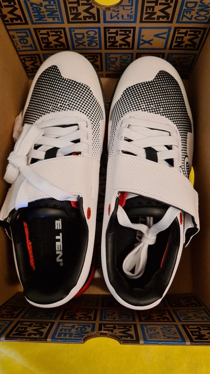 1. Pantofi SPD Downhill/Enduro Five Ten Hellcat Pro Greg Minnaar
