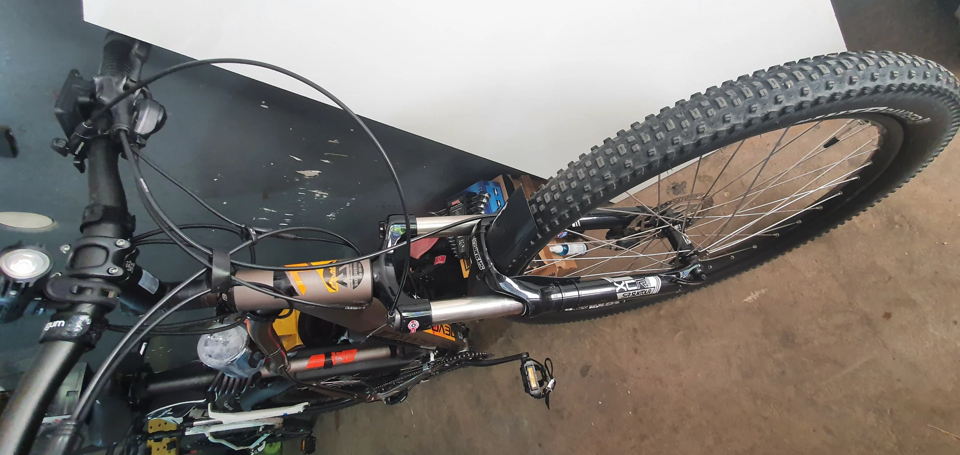 1. Bicicleta electrica Devron M1.7