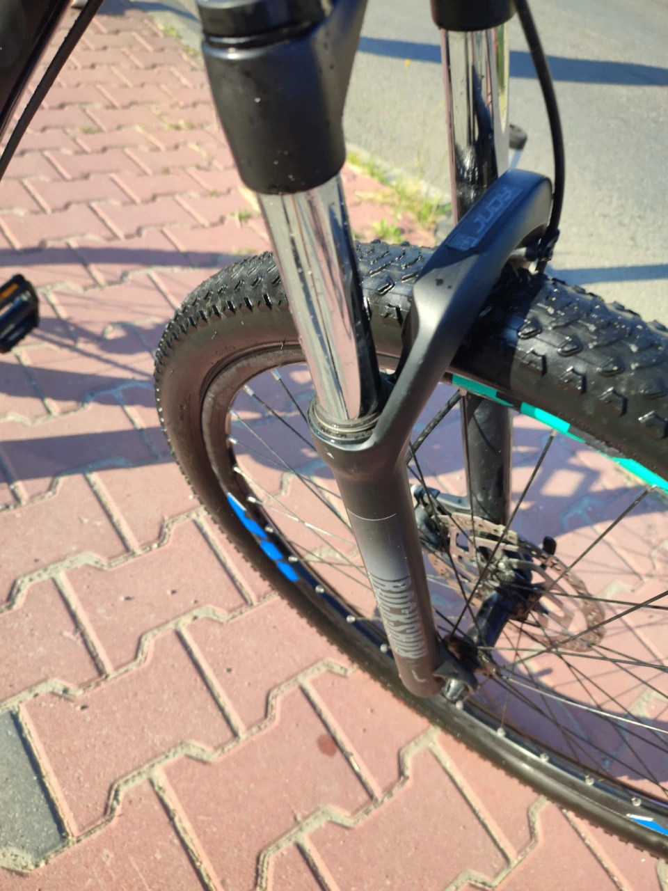 1. BICICLETA CROSS GRX 9 HDB - 27.5'' MTB - 510MM