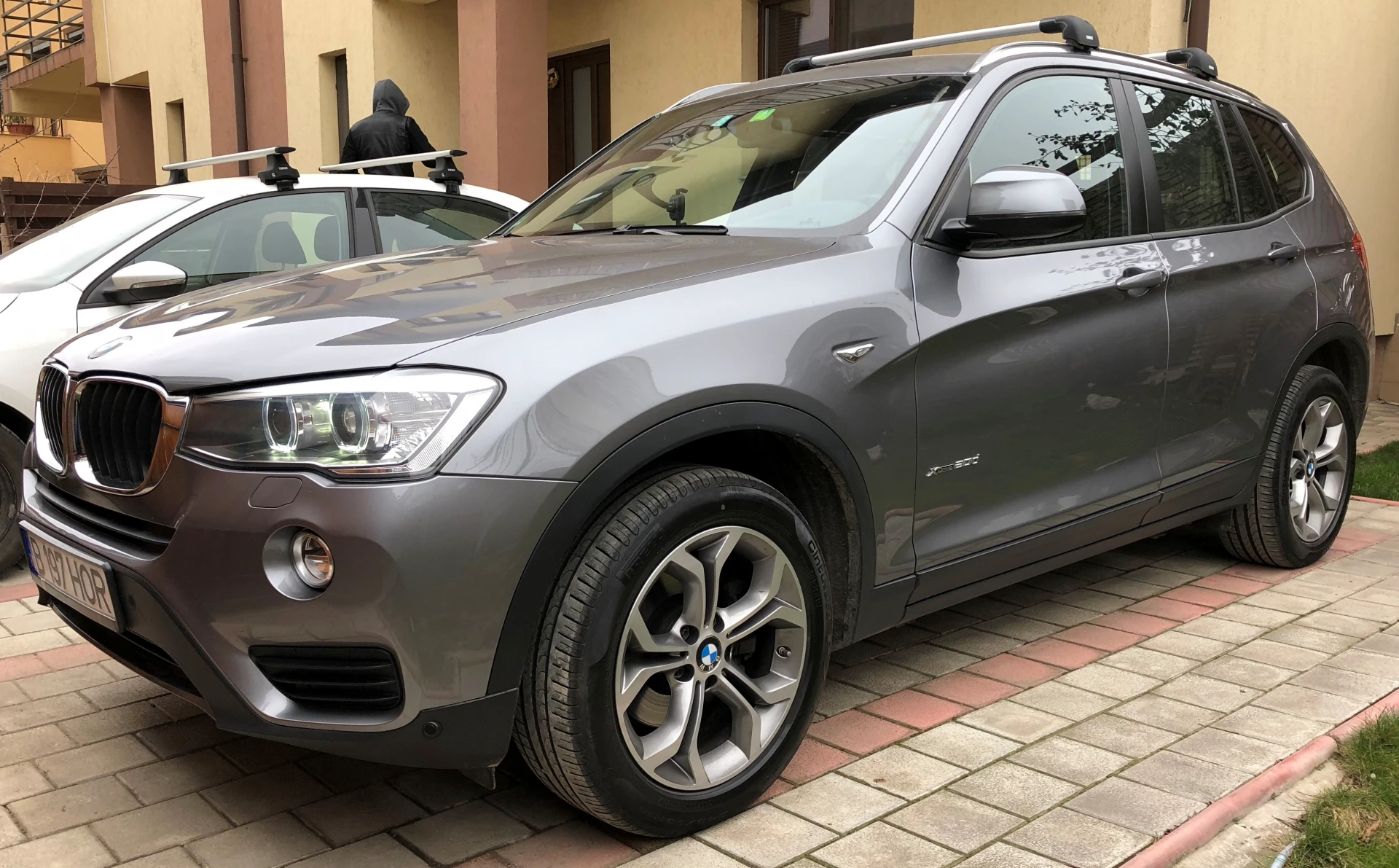1. Bare transversale Thule Wing bar BMW x3