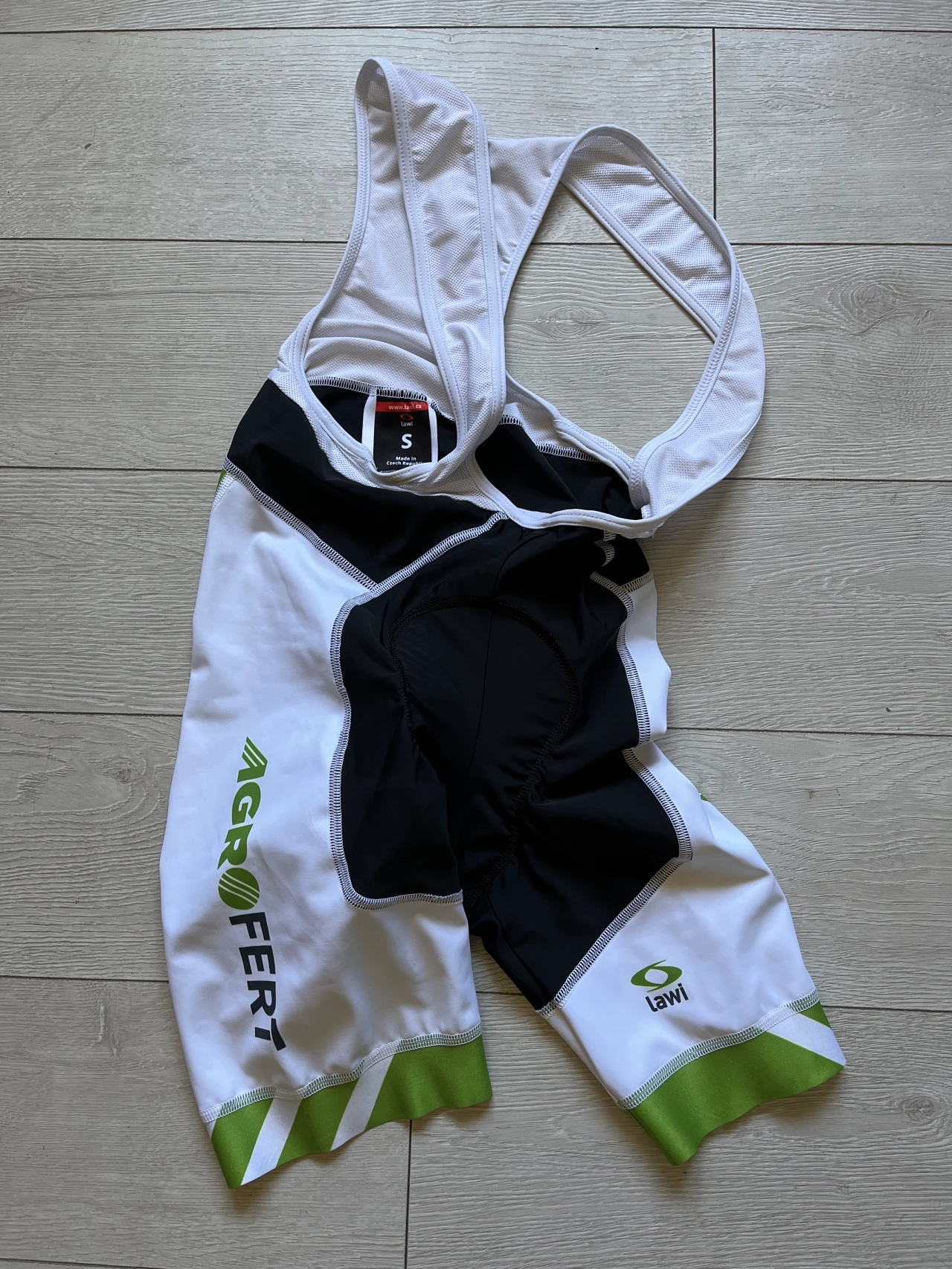 1. Pantaloni Lawi Aero S