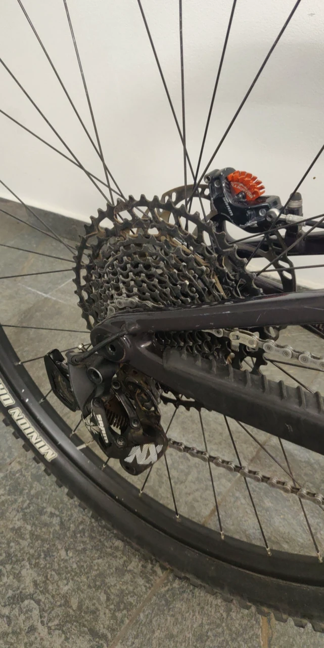 1. Santa Cruz Tallboy C 2020