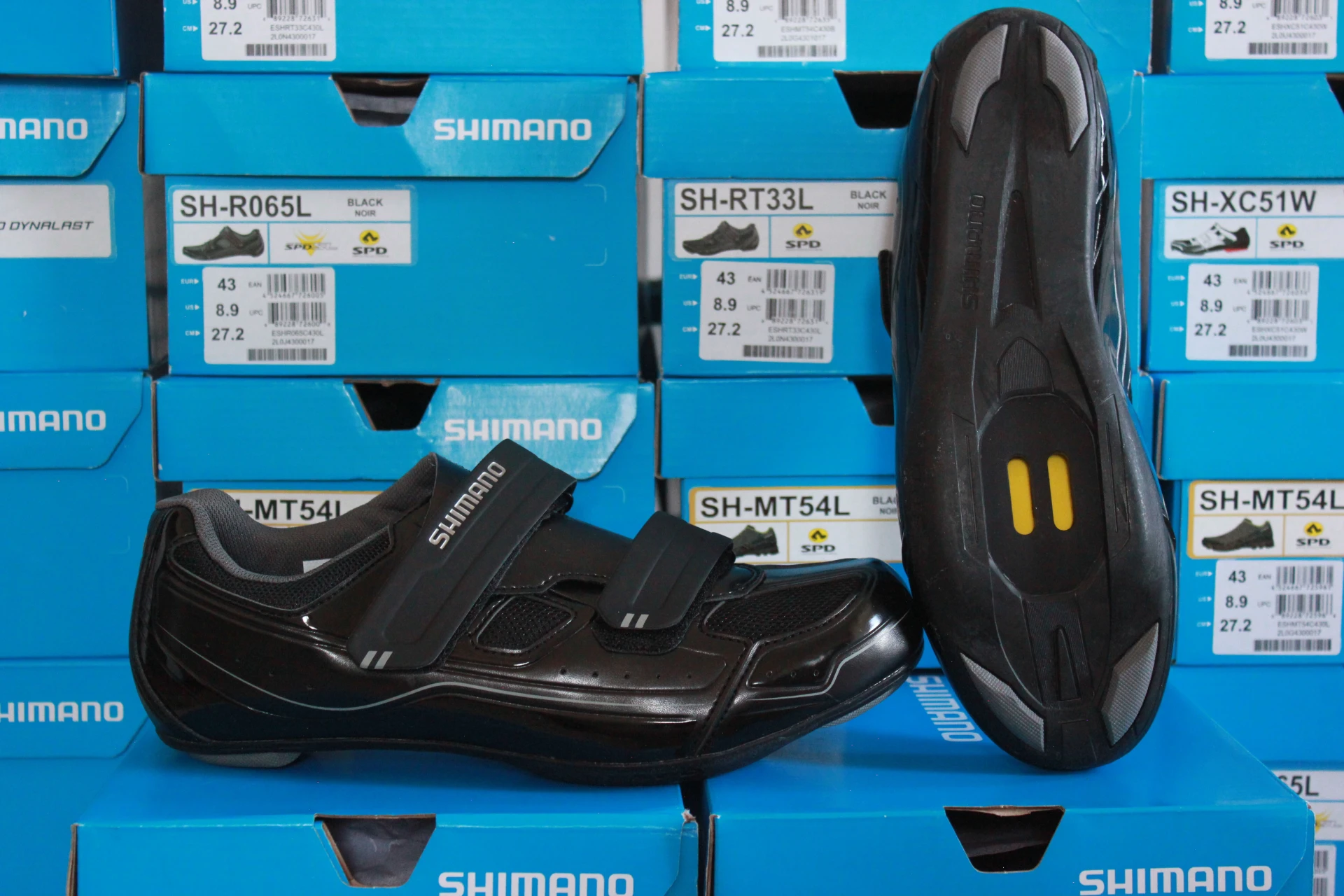 1. SPD SHIMANO SH-RT33L 43
