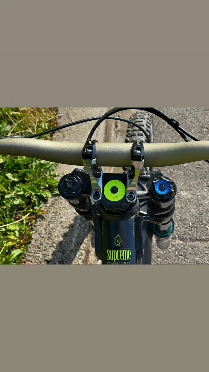 1. Vand/schimb Commencal Supreme V4.1 DH 2017