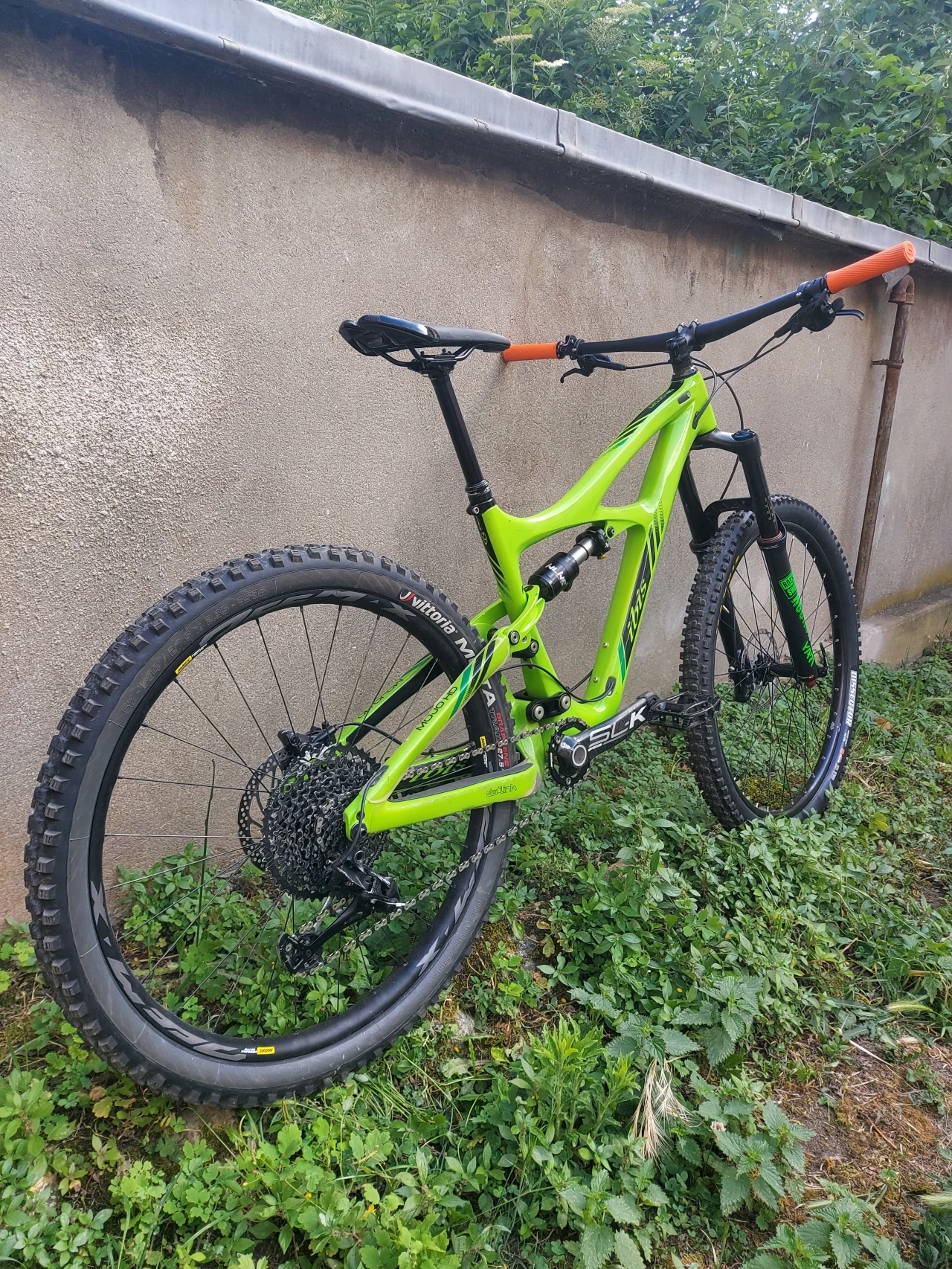 1. Bicicleta enduro Ibis Mojo HD