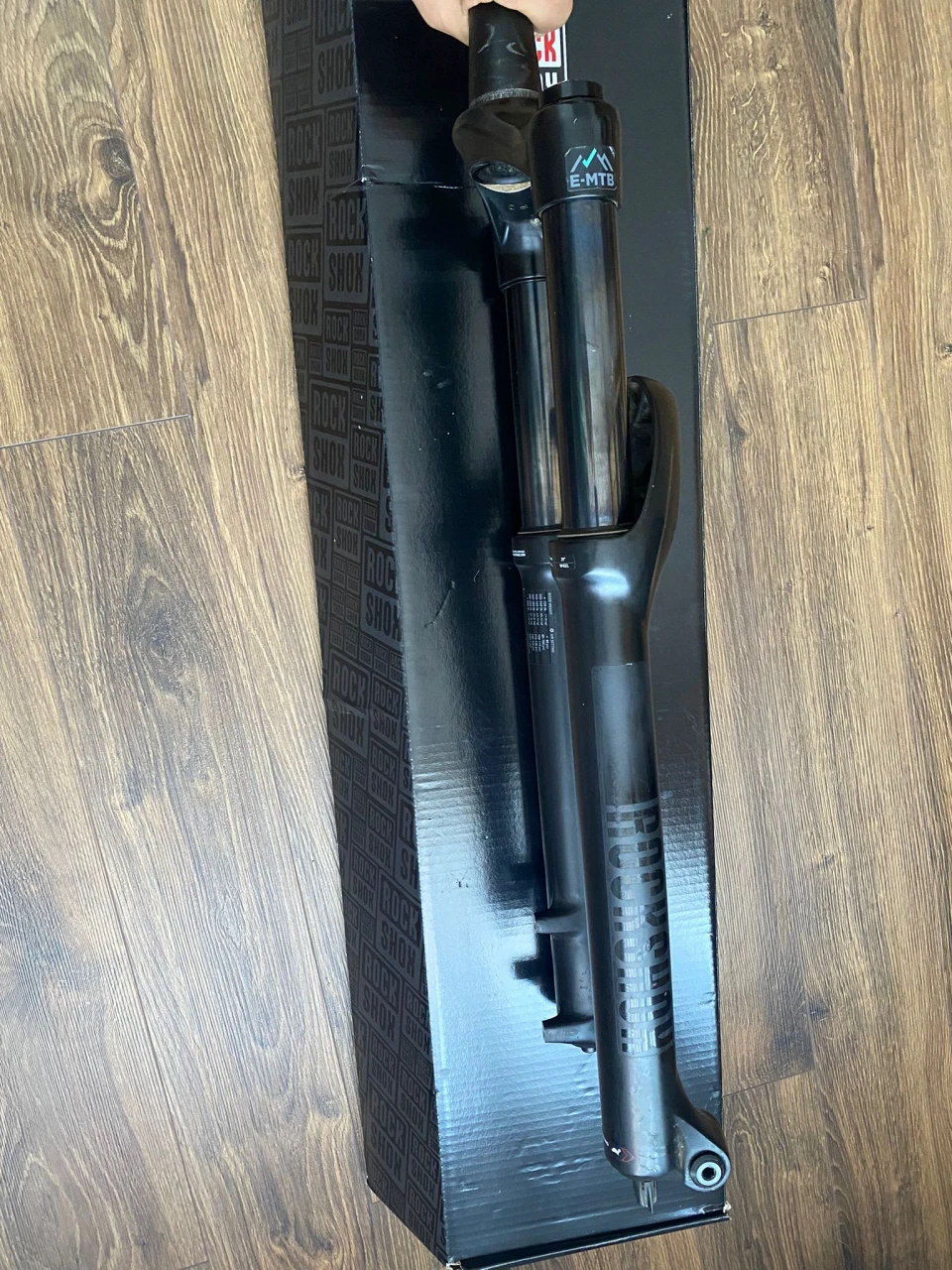 1. Furca Rockshock 35 Silver EMTB Approved