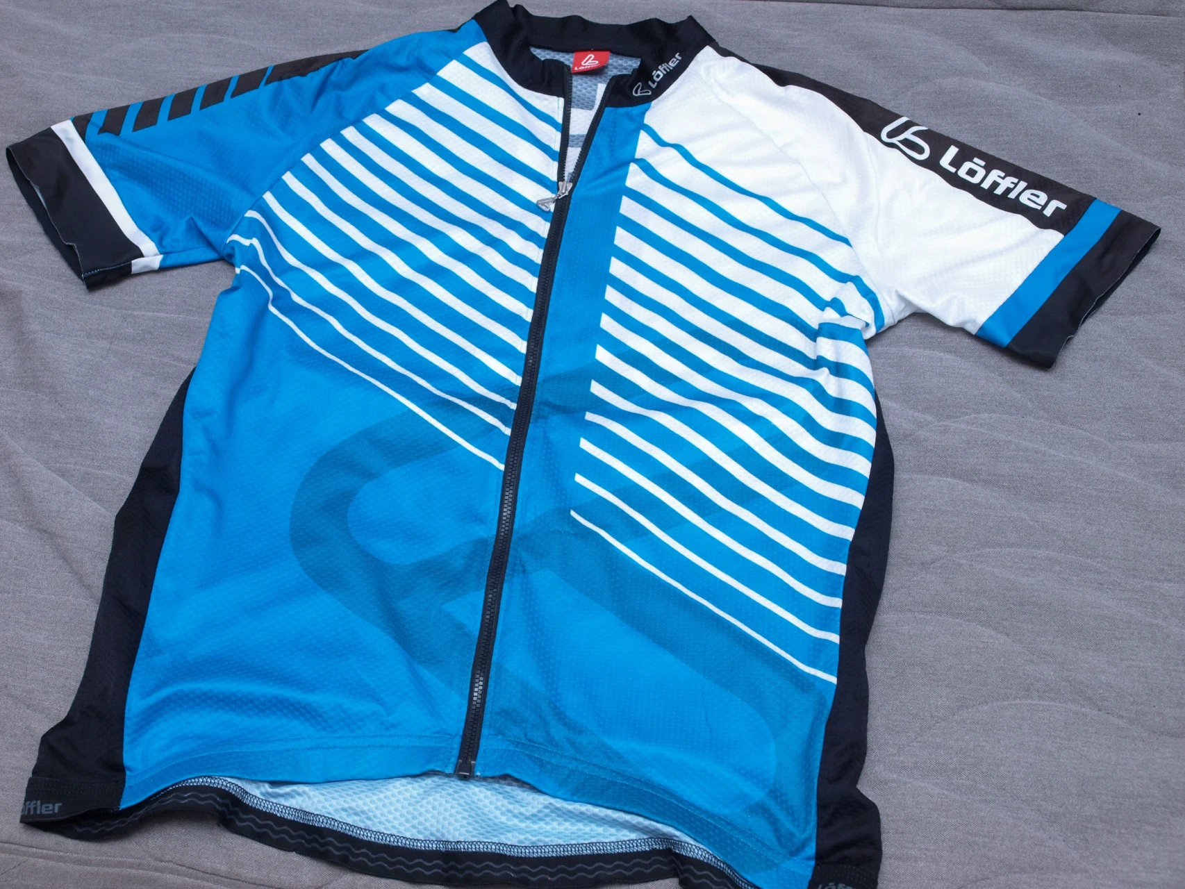 1. Tricou Loffler aero XL