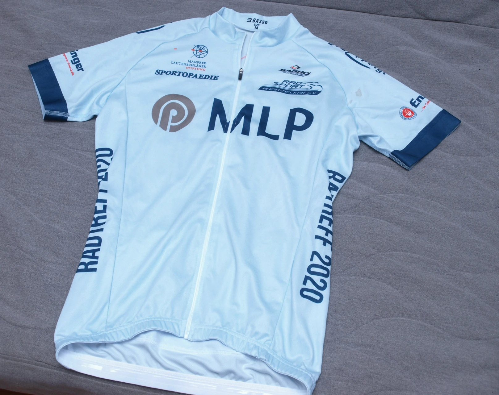 1. Tricou Basso aero M