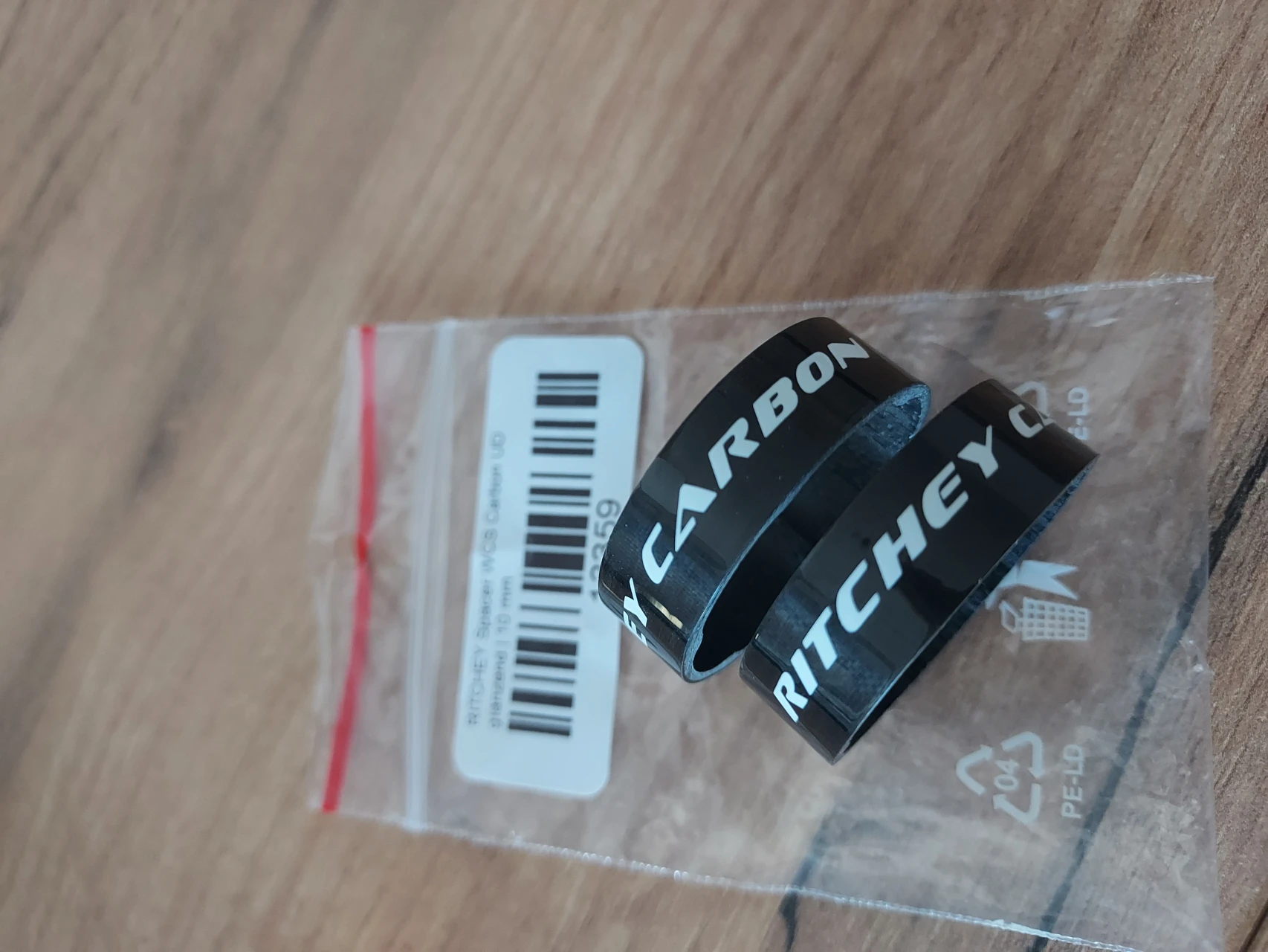3. Distantiere Ritchey WCS carbon UD