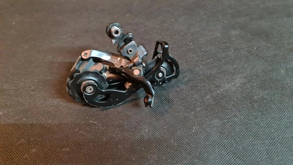 1. Schimbator Shimano Slx
