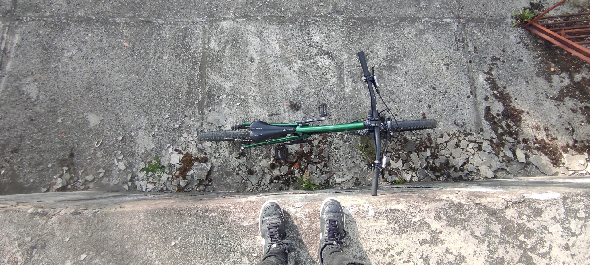 1. Bicicleta Downhill Cannondale