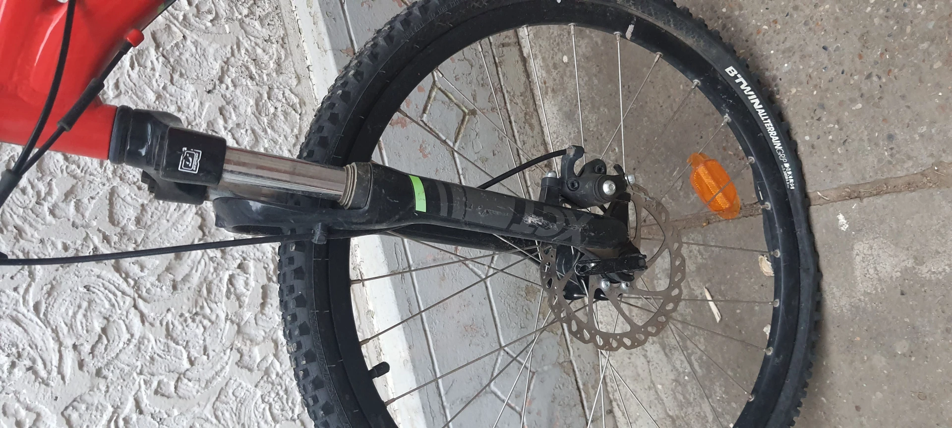 1. URGENT! Bicicleta copii RockRider ST900