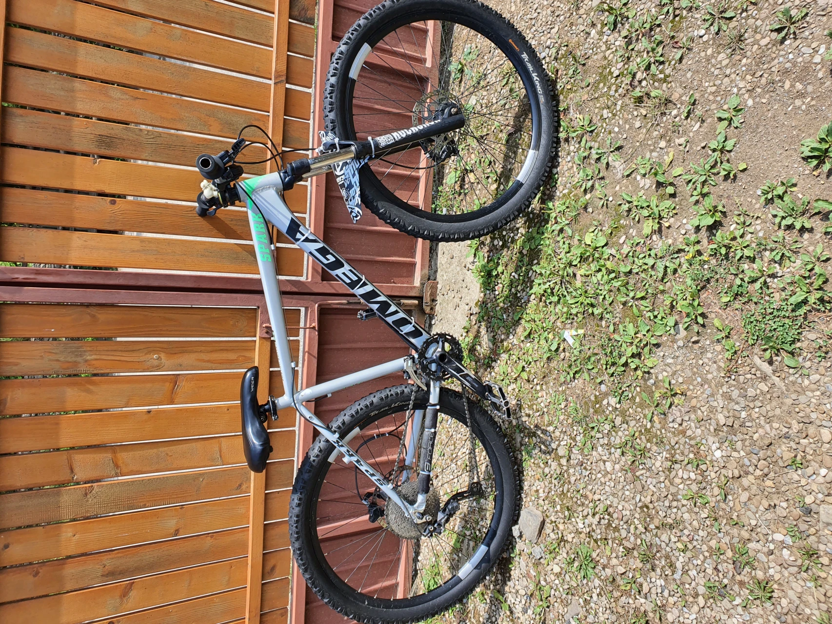 1. Vând schimb Bicicleta Omega spark ,de preferat cu dirt