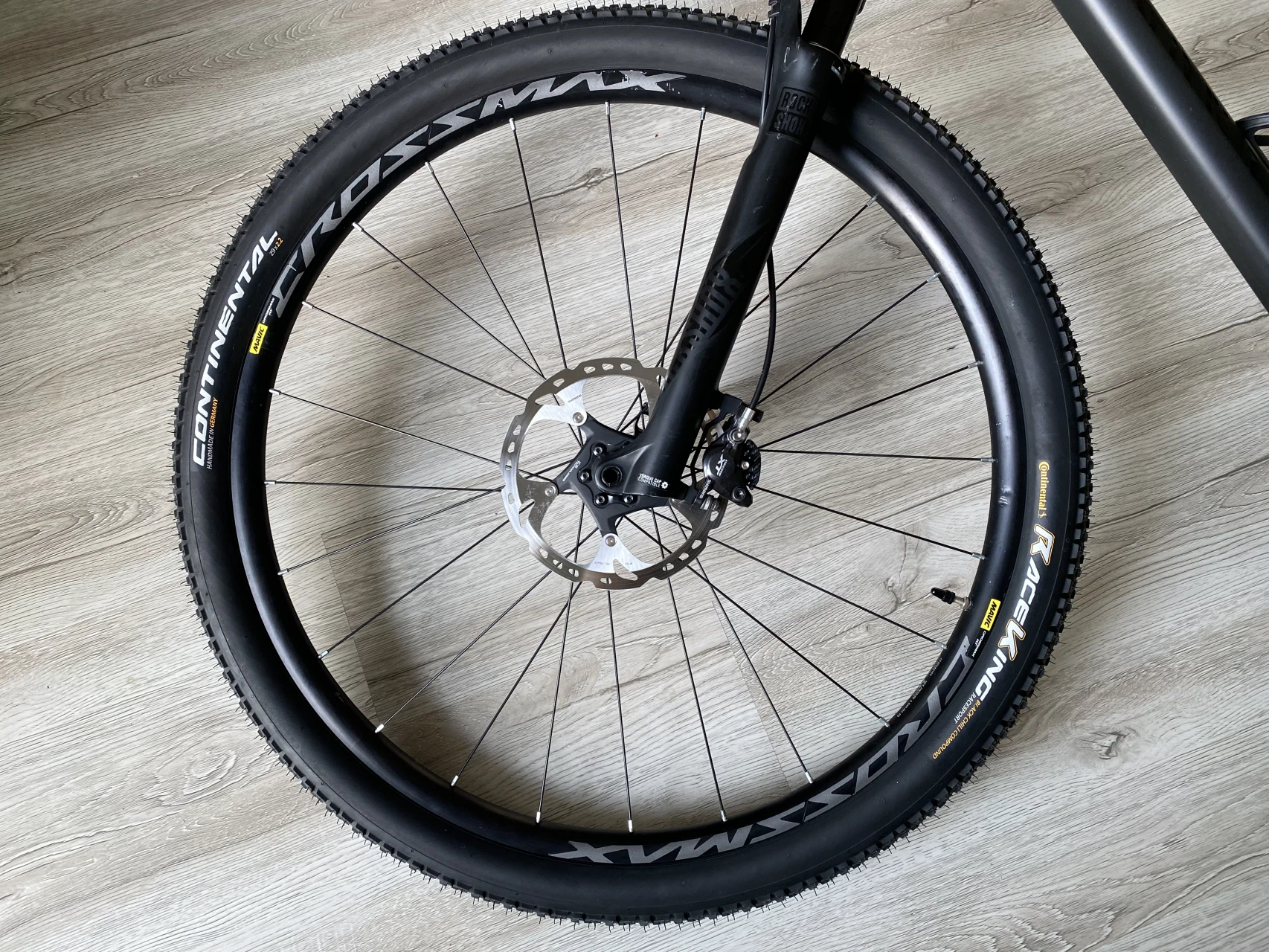 10. Roti MTB Mavic Crossmax 29 inch Boost 622x25