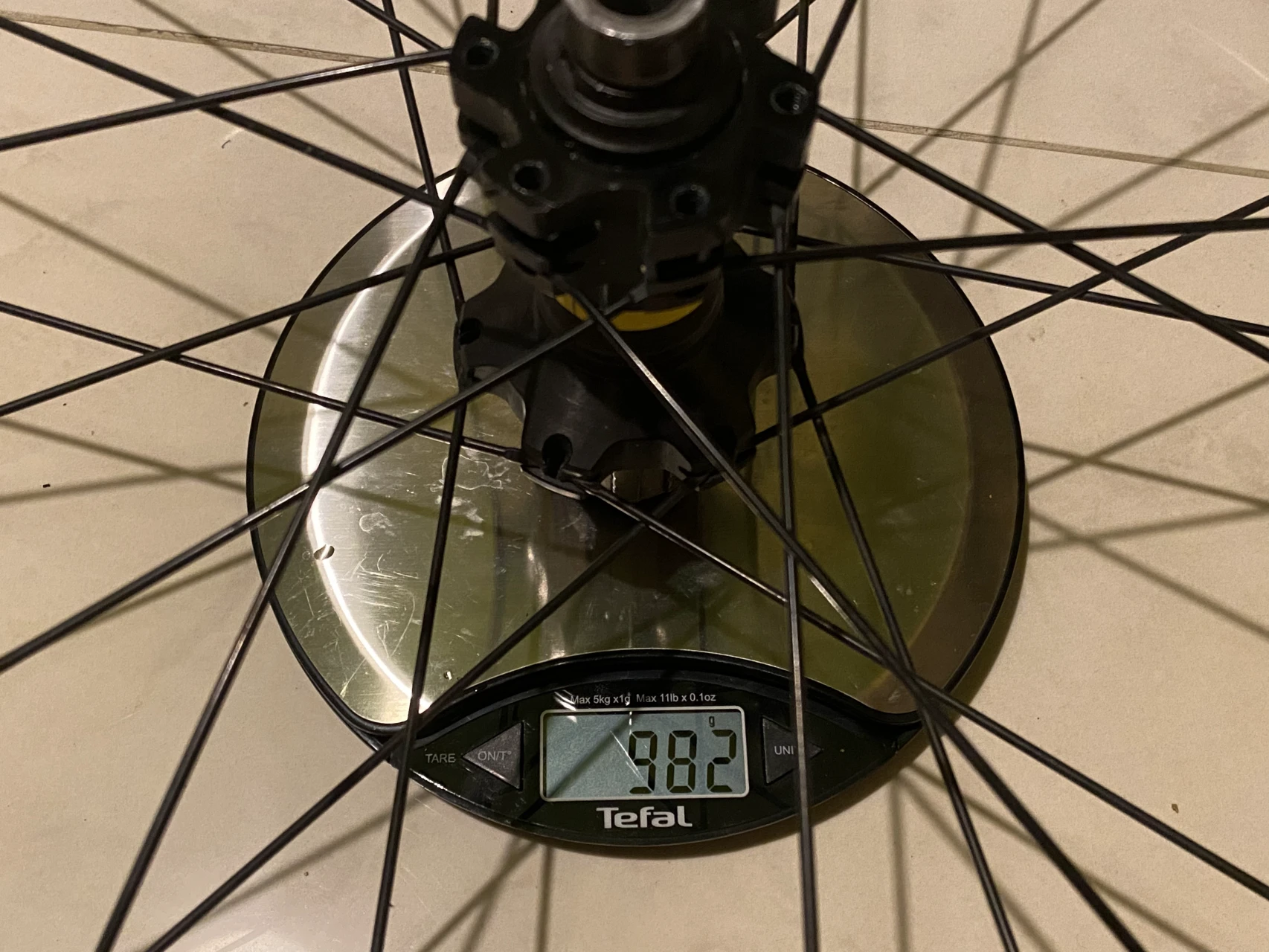 8. Roti MTB Mavic Crossmax 29 inch Boost 622x25