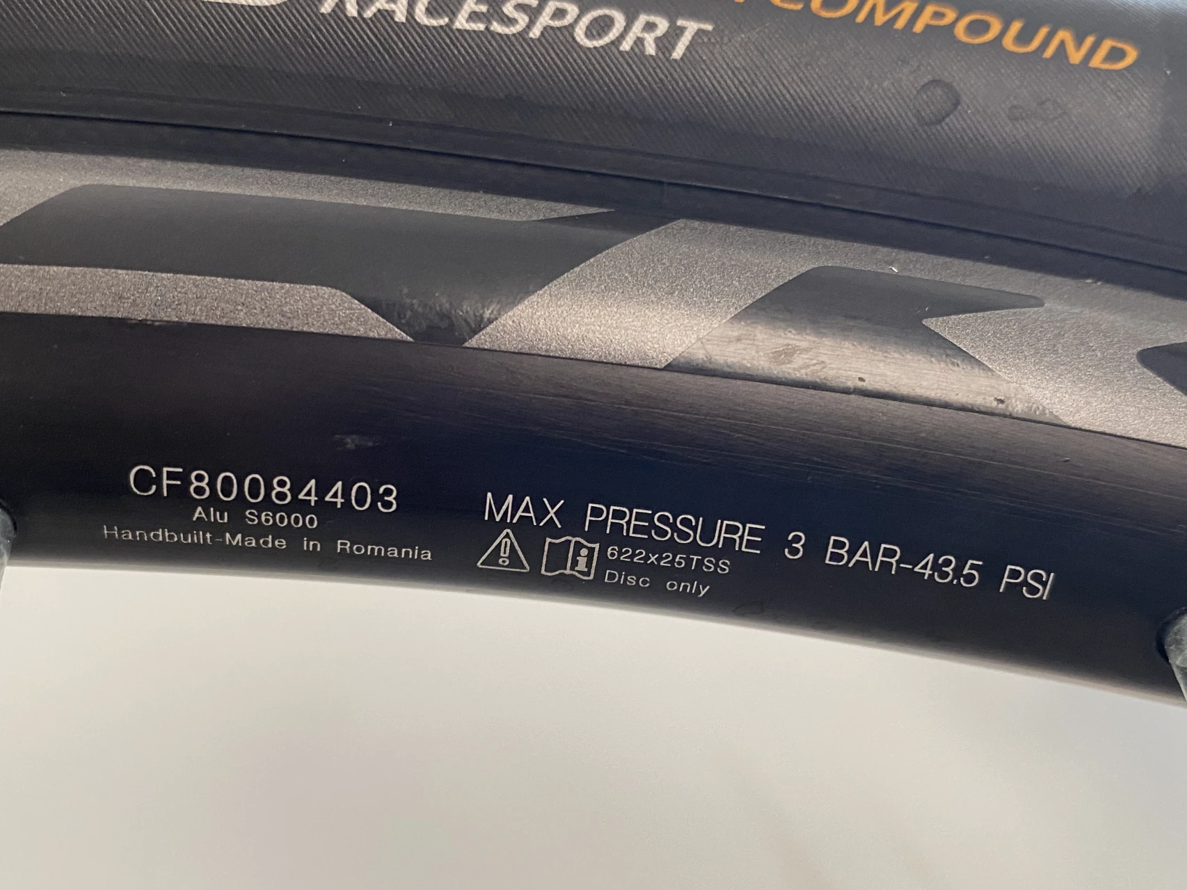 3. Roti MTB Mavic Crossmax 29 inch Boost 622x25