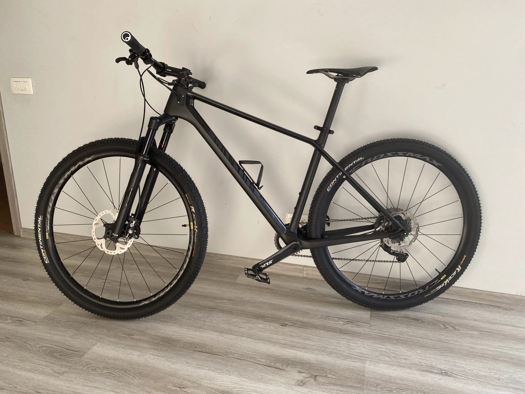 2. Roti MTB Mavic Crossmax 29 inch Boost 622x25