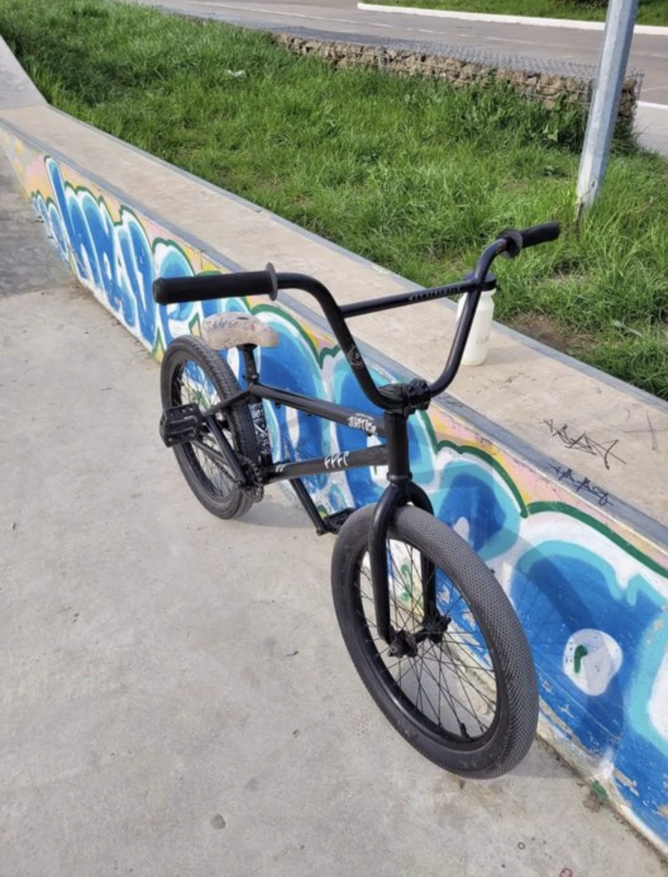 1. Vând Bmx wethepeople justice