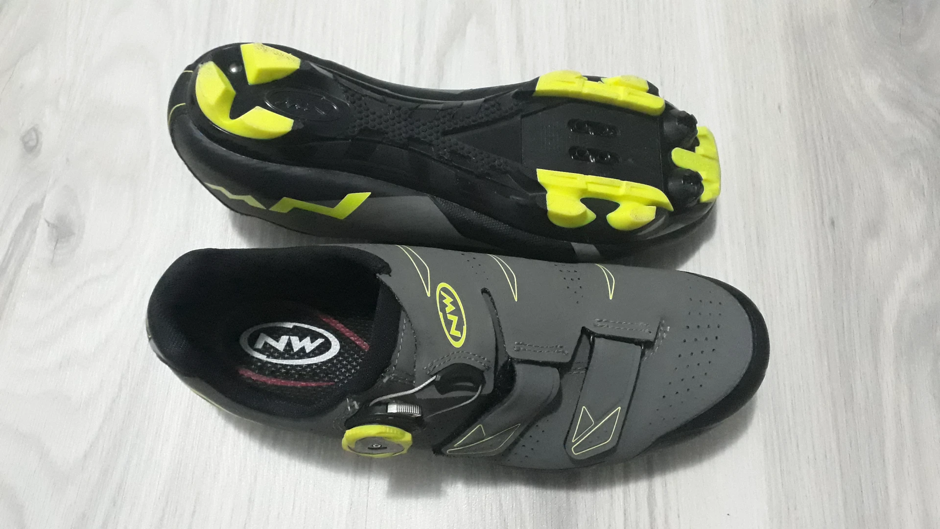 1. Pantofi MTB Northwave Scream 2 Plus 41