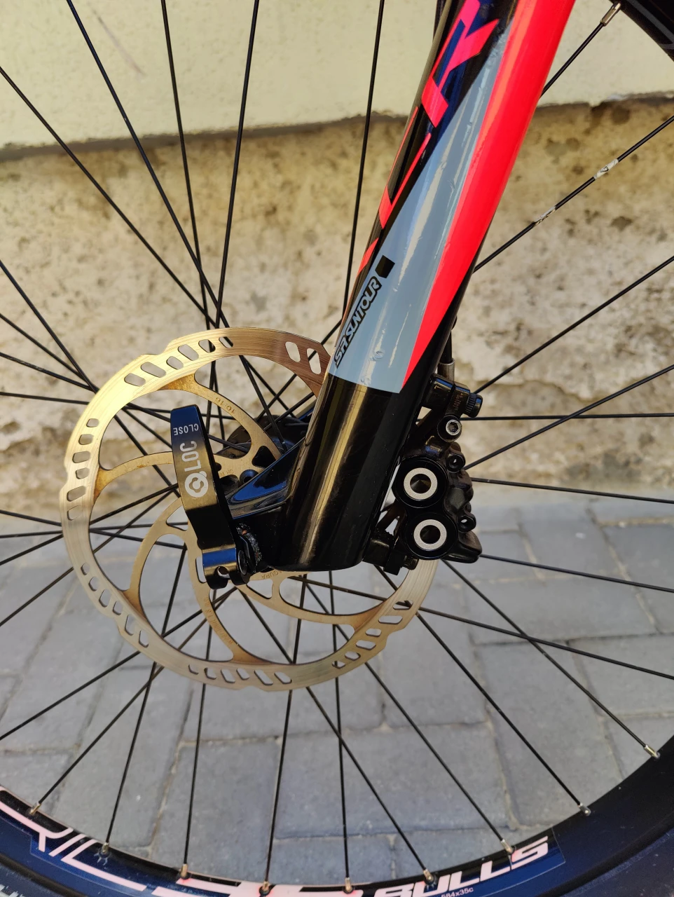 1. Bicicleta electrica Bulls Aminga E2