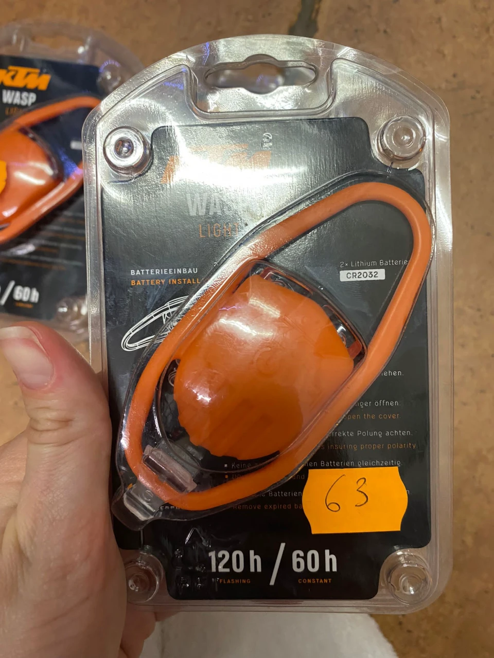 2. Licurici fata KTM WASP cu prindere siliconica