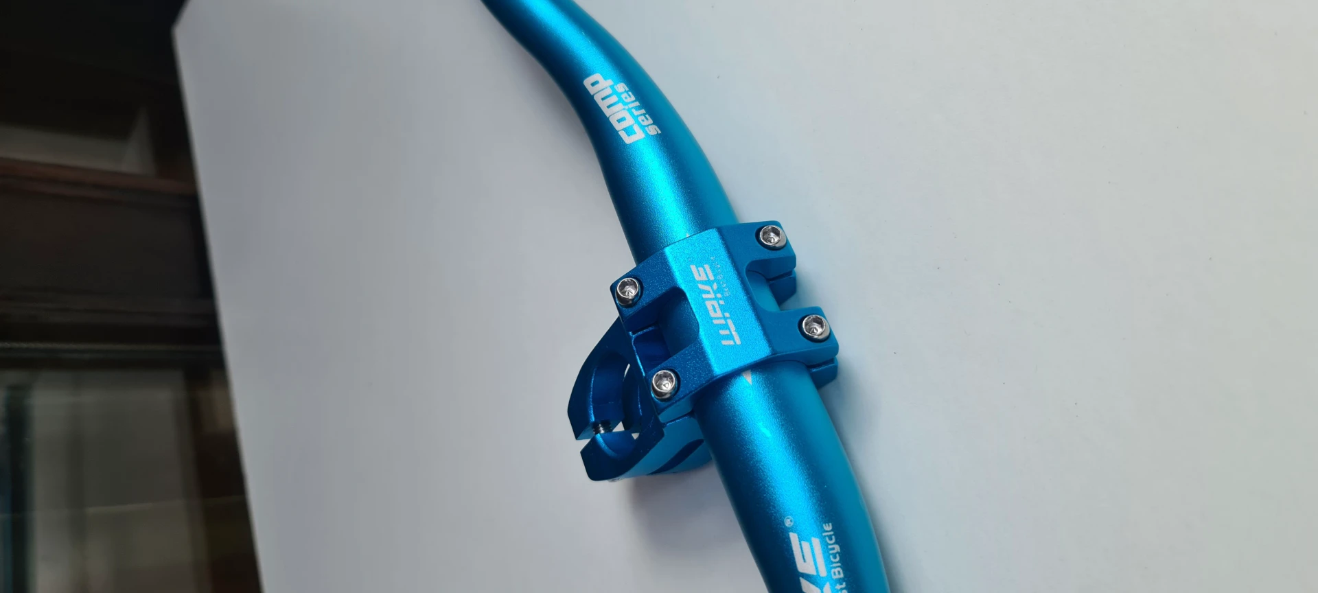 1. Pipa Wake Blue