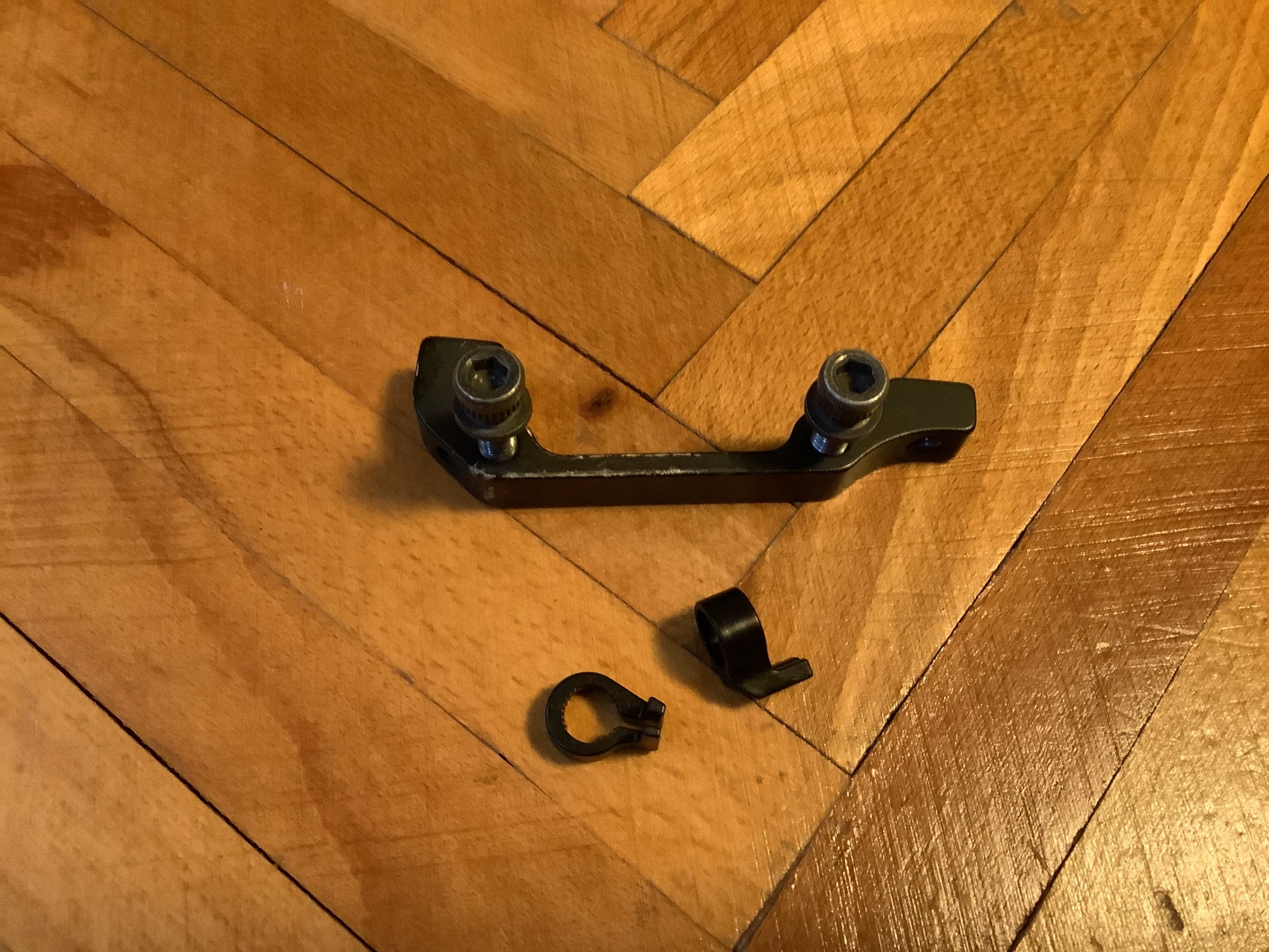 3. Adaptor disc 180mm IS