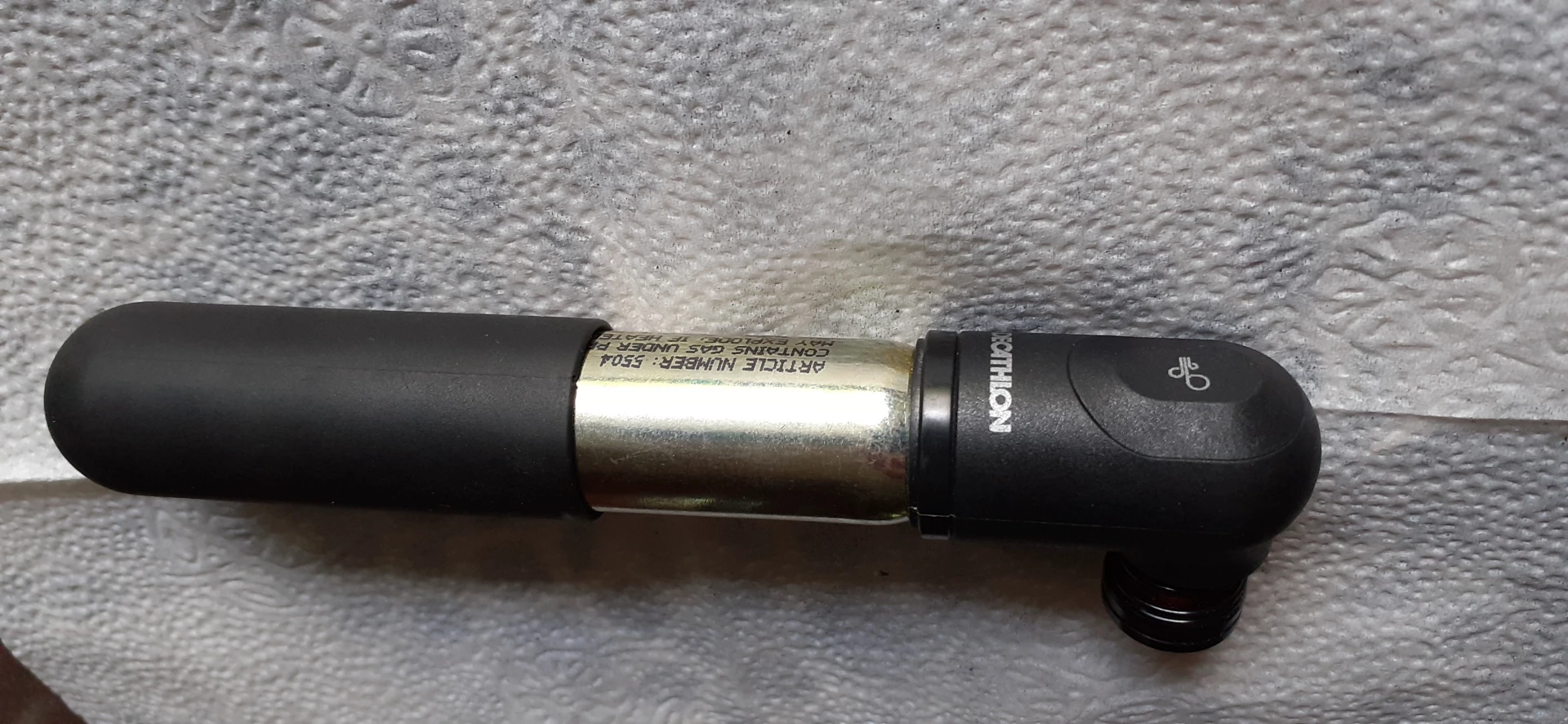 1. Pompa CO2 Capăt Umflare