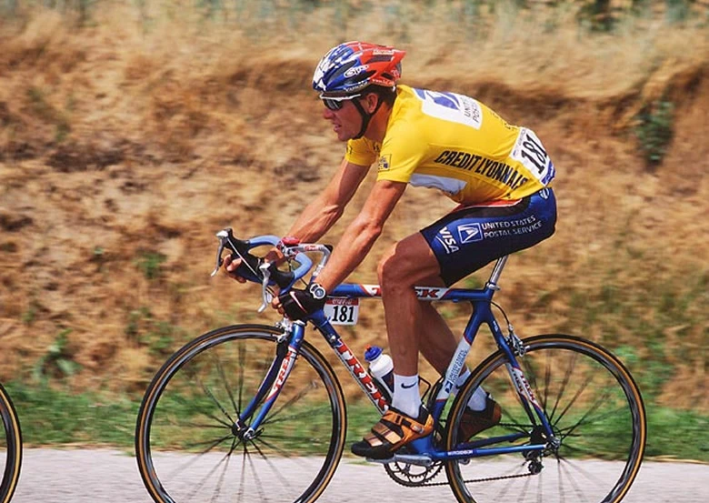 1. Trek Carbon Lance Armstrong