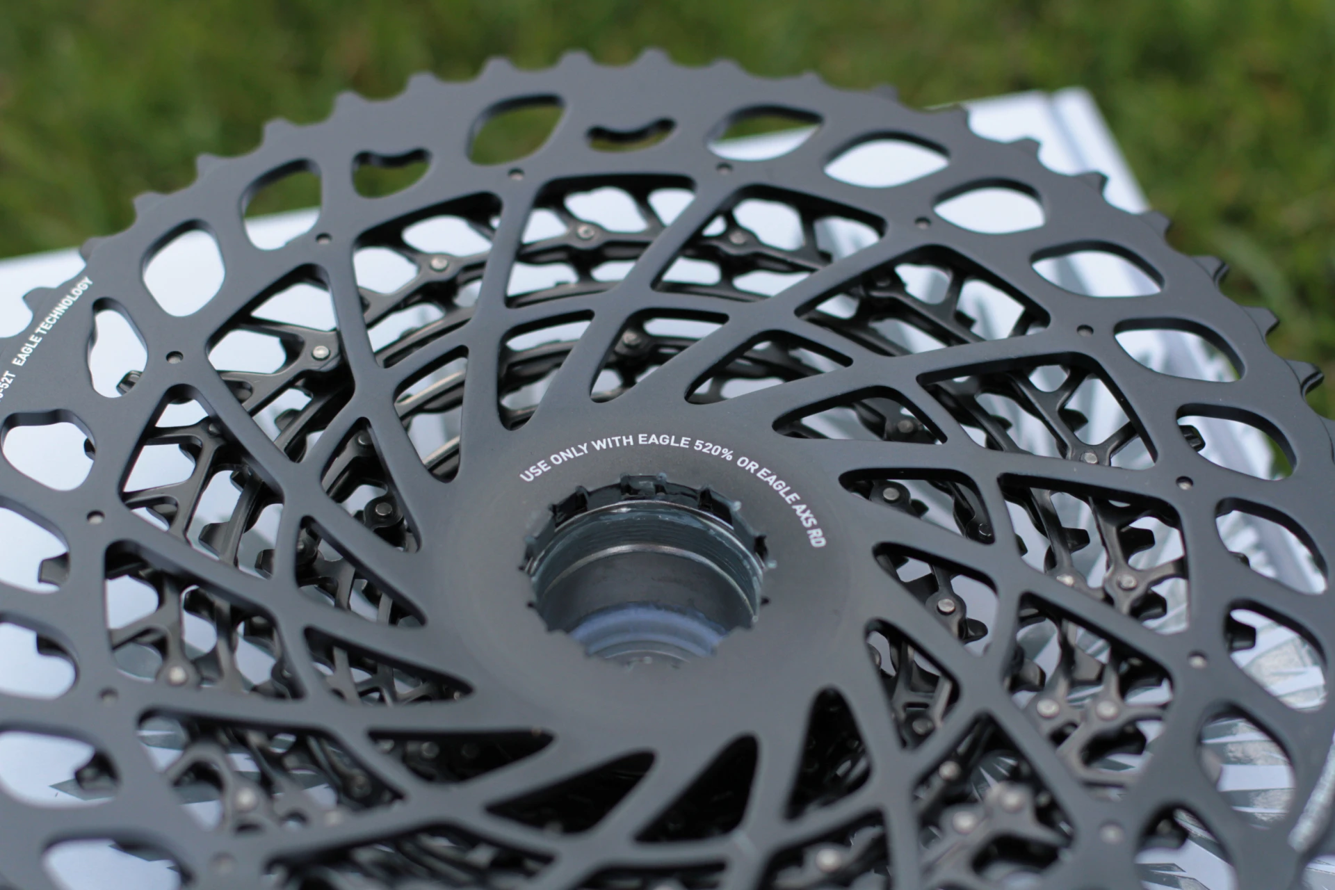 1. Set pinioane Sram GX Eagle 10-52 XG-1275 - noi